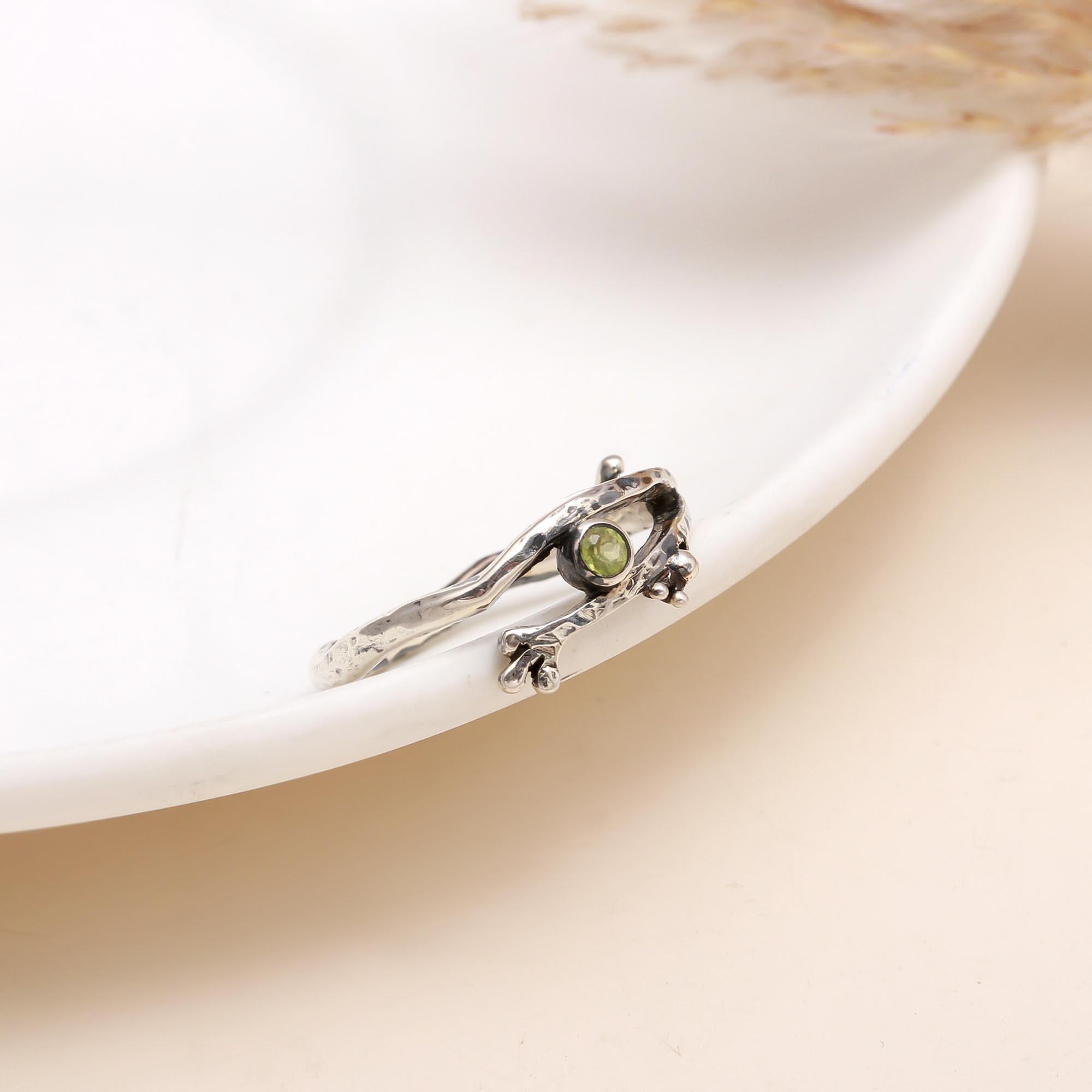 The Forest Twig: Organic Branch Bypass Ring