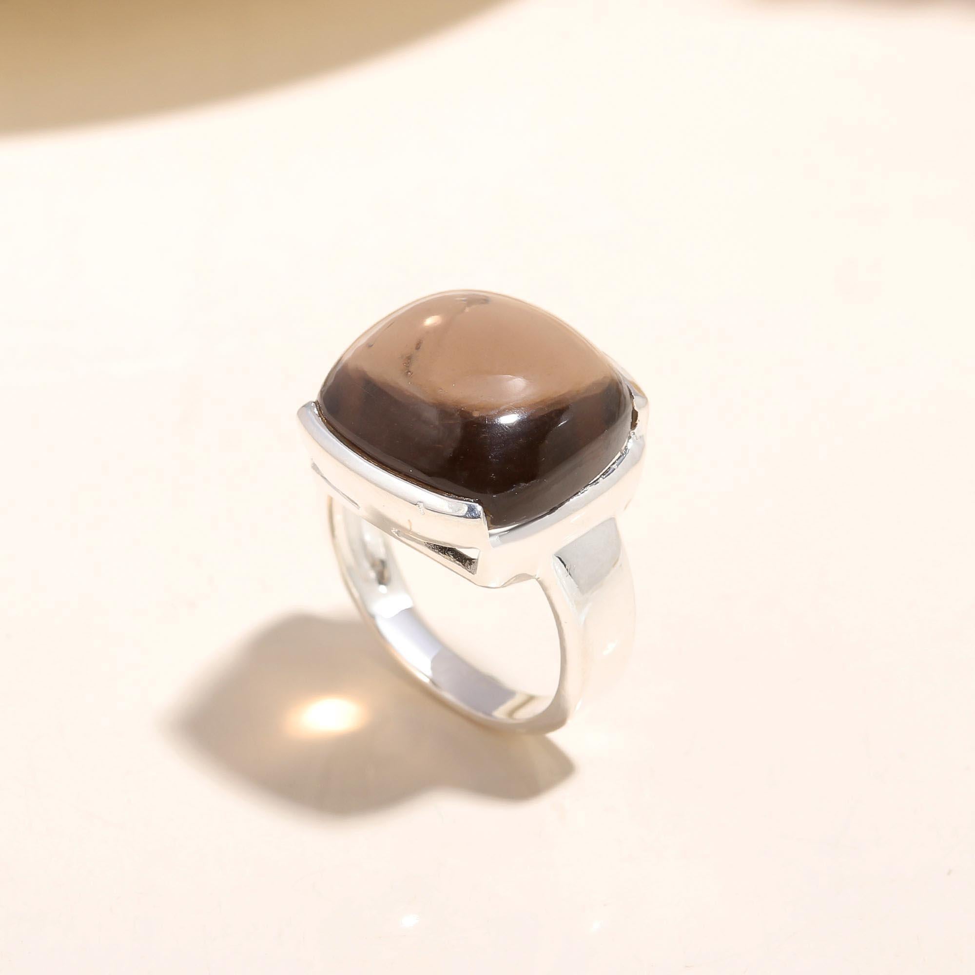 The Earthy Cube : Modern Box Setting Ring