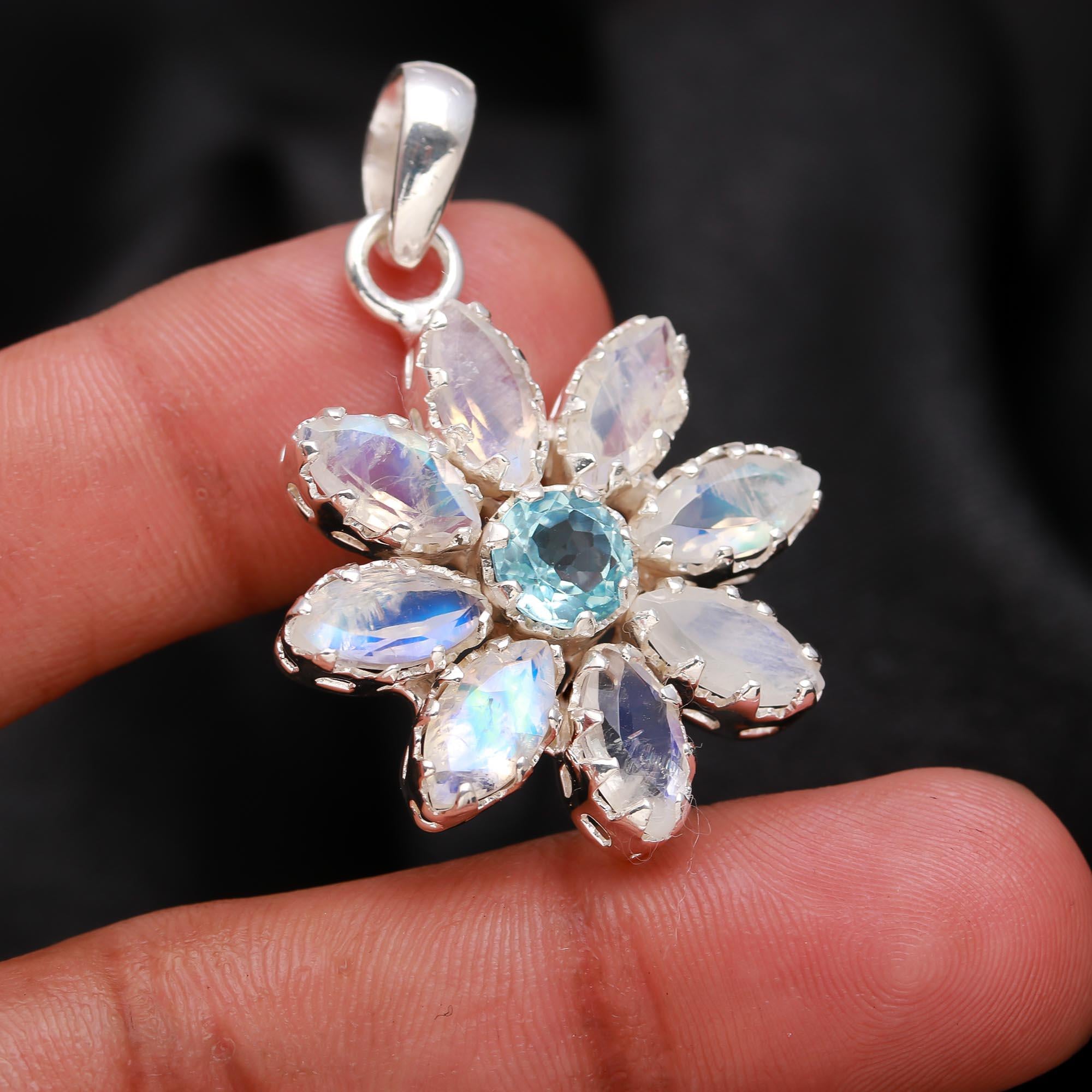 925 Sterling Silver Crystal Flower Pendant