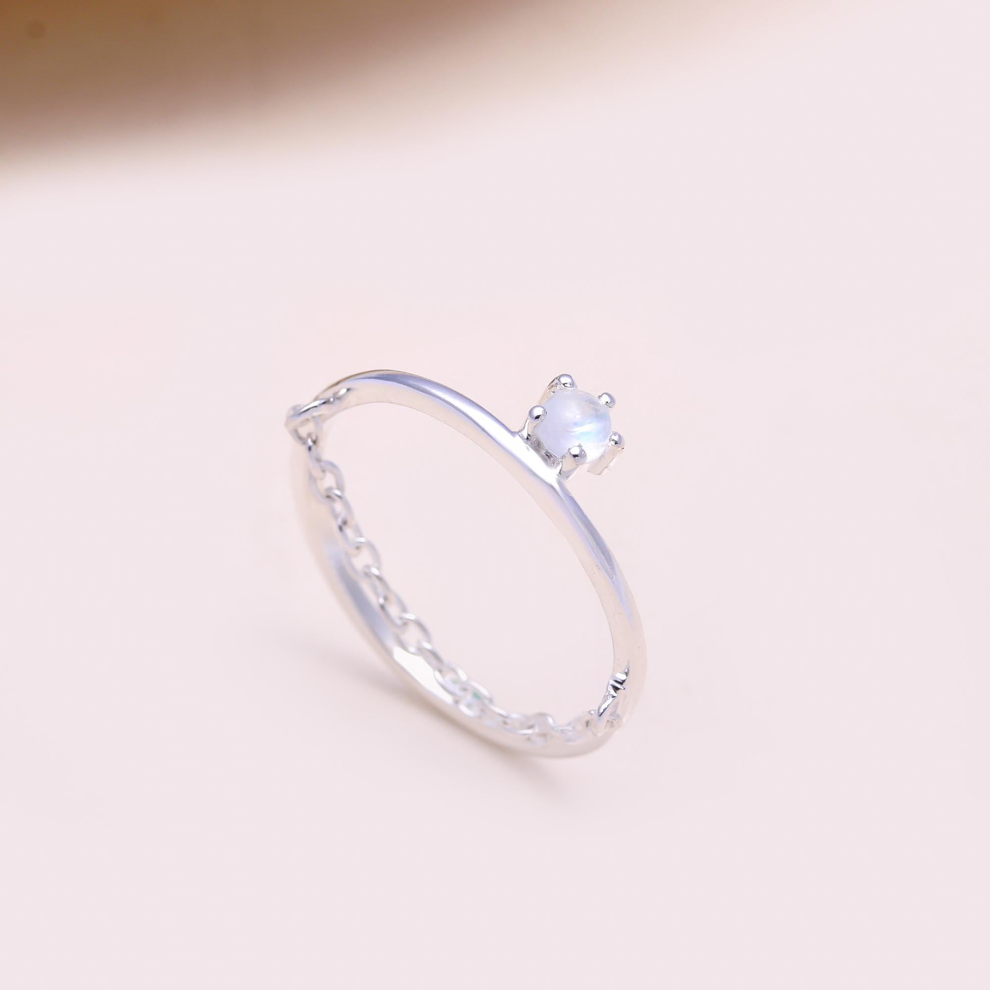 The Chain Link Moonstone: Moonstone Chain Style Ring