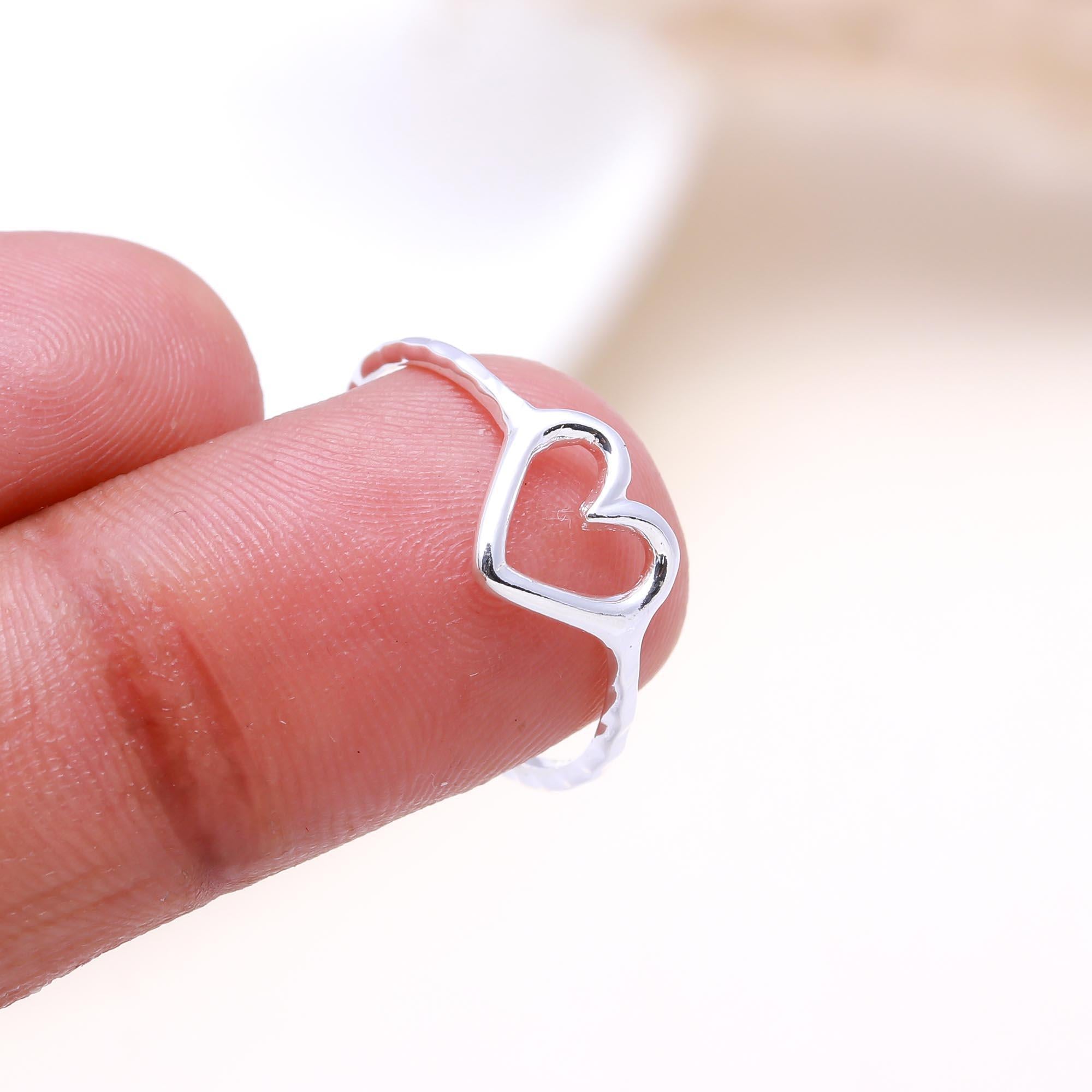 The Romantic Outline: Hammered Open Heart Ring