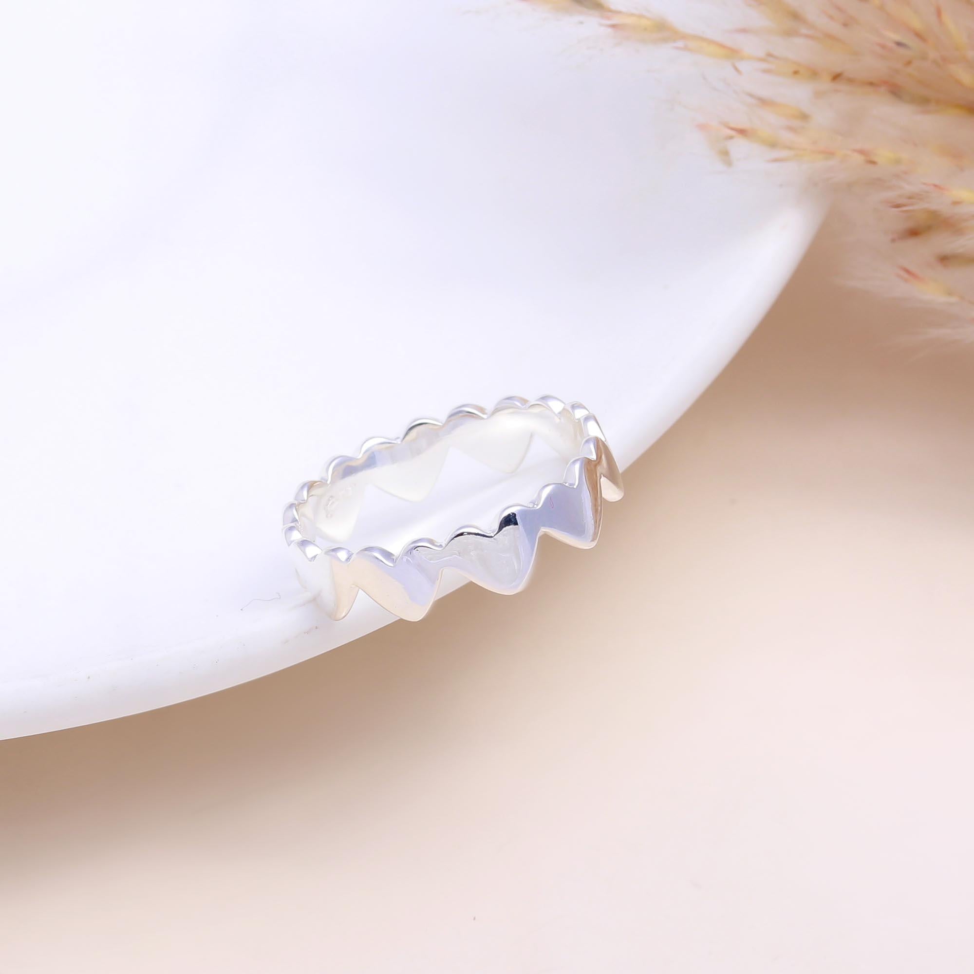 The Infinite Love: Silver Connected Heart Eternity Ring