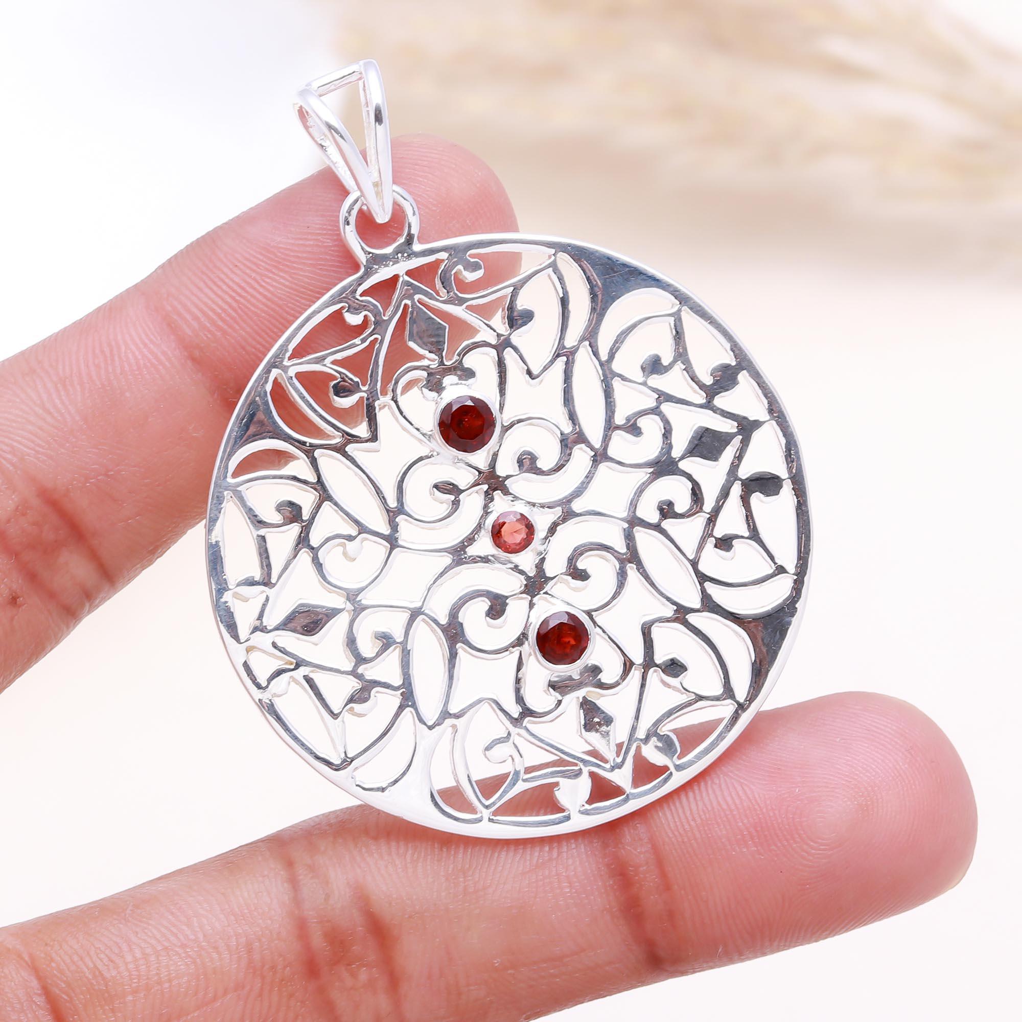 The Garnet Lattice Medallion: Round Garnet Filigree Pendant