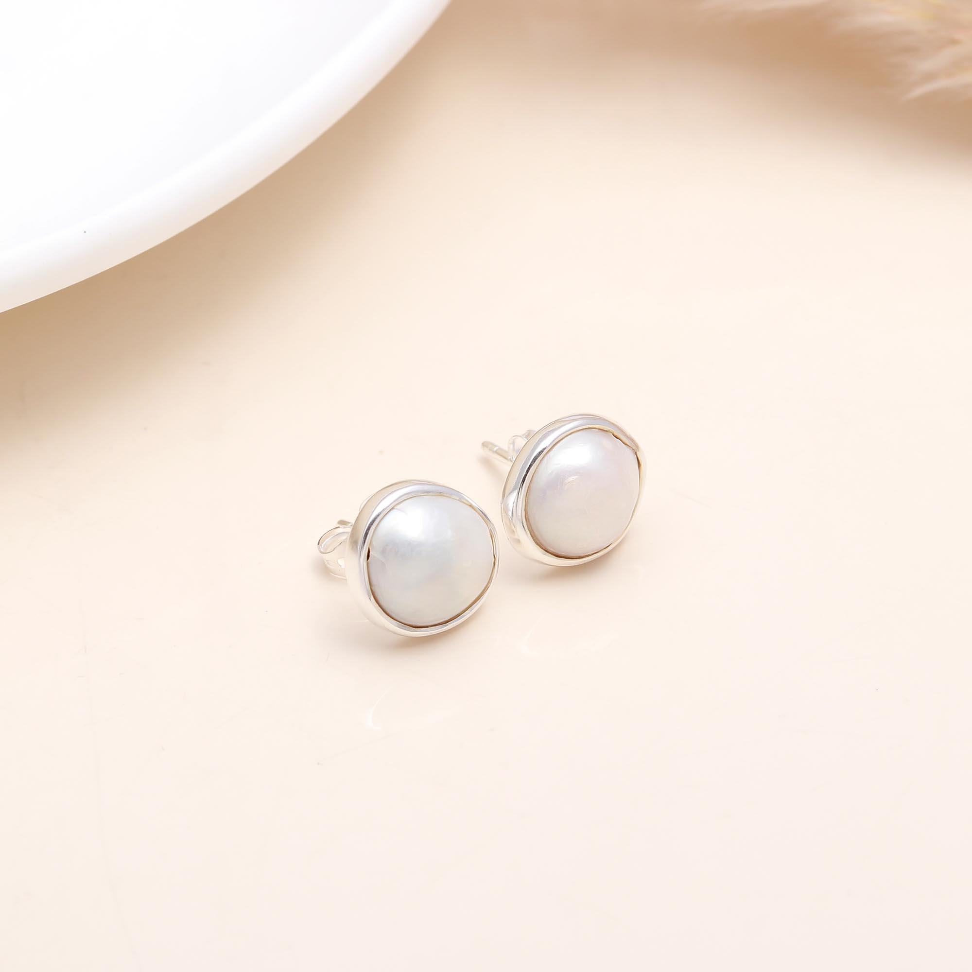 925 Sterling Silver Pearl Classic Stud Earrings