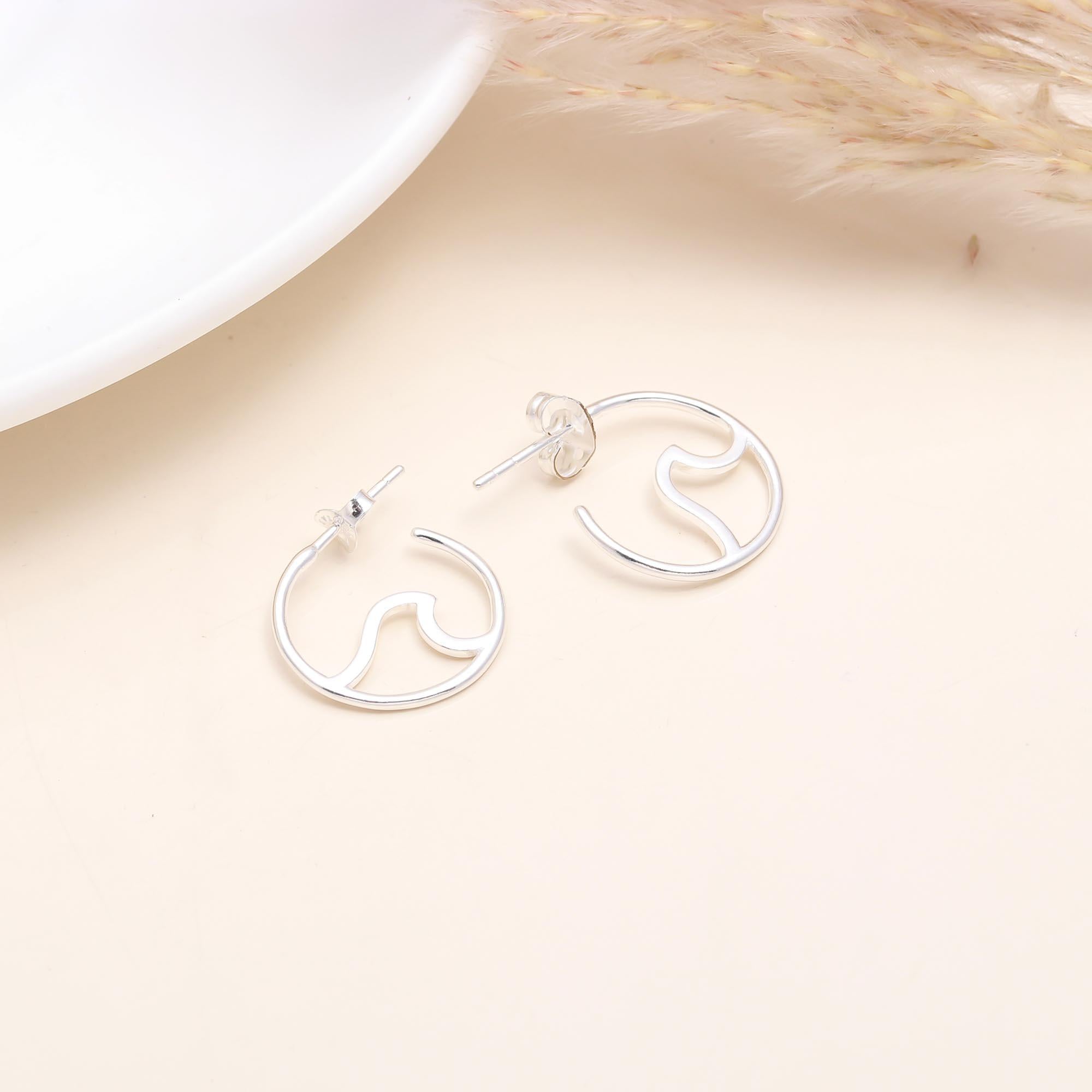 925 Sterling Silver Wave Circle Stud Earrings