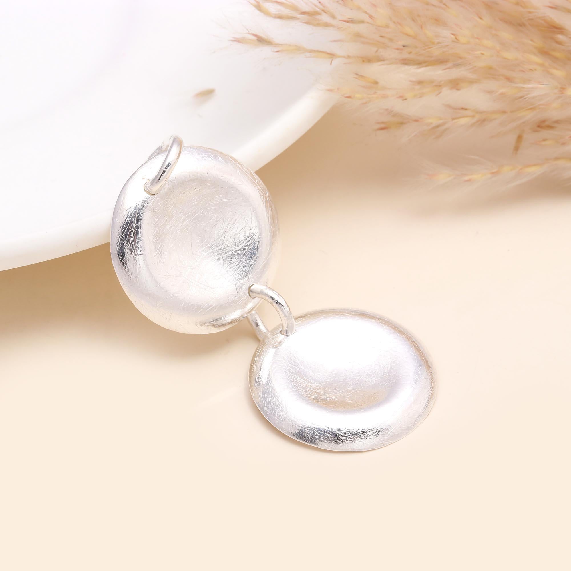 925 Sterling Silver Linked Circles Disc Pendant