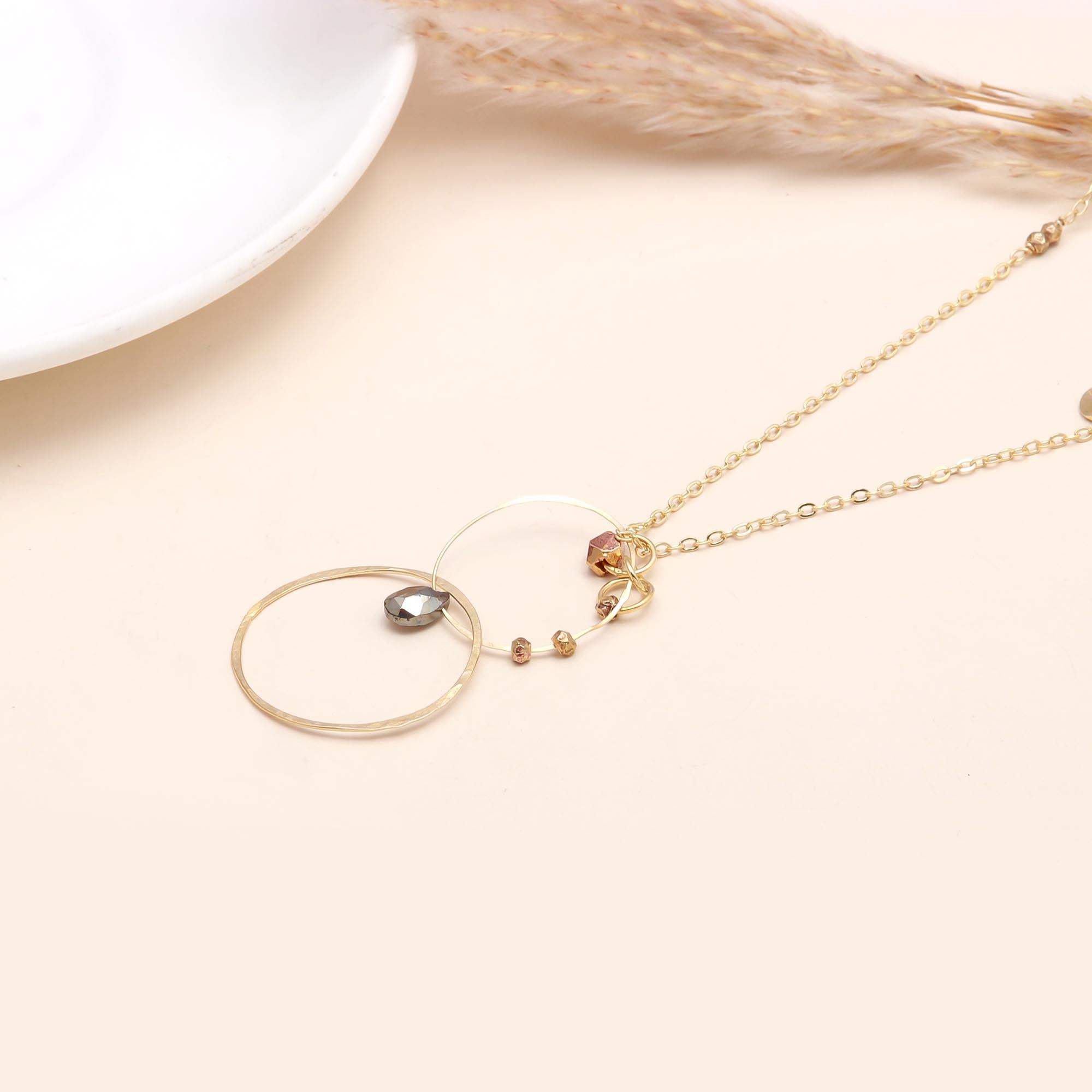 Modern Abstract Circle Boho Pendant Necklace