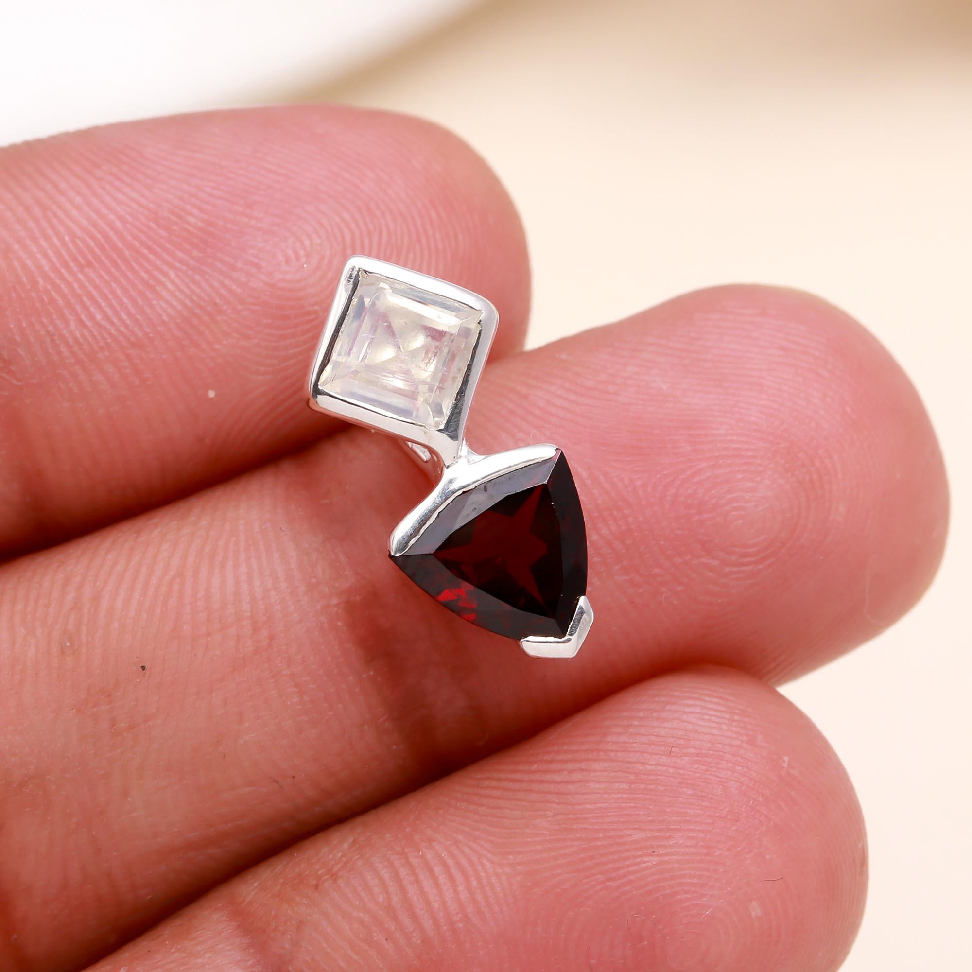 The Garnet & Quartz: Silver Geometric Articulated Charm