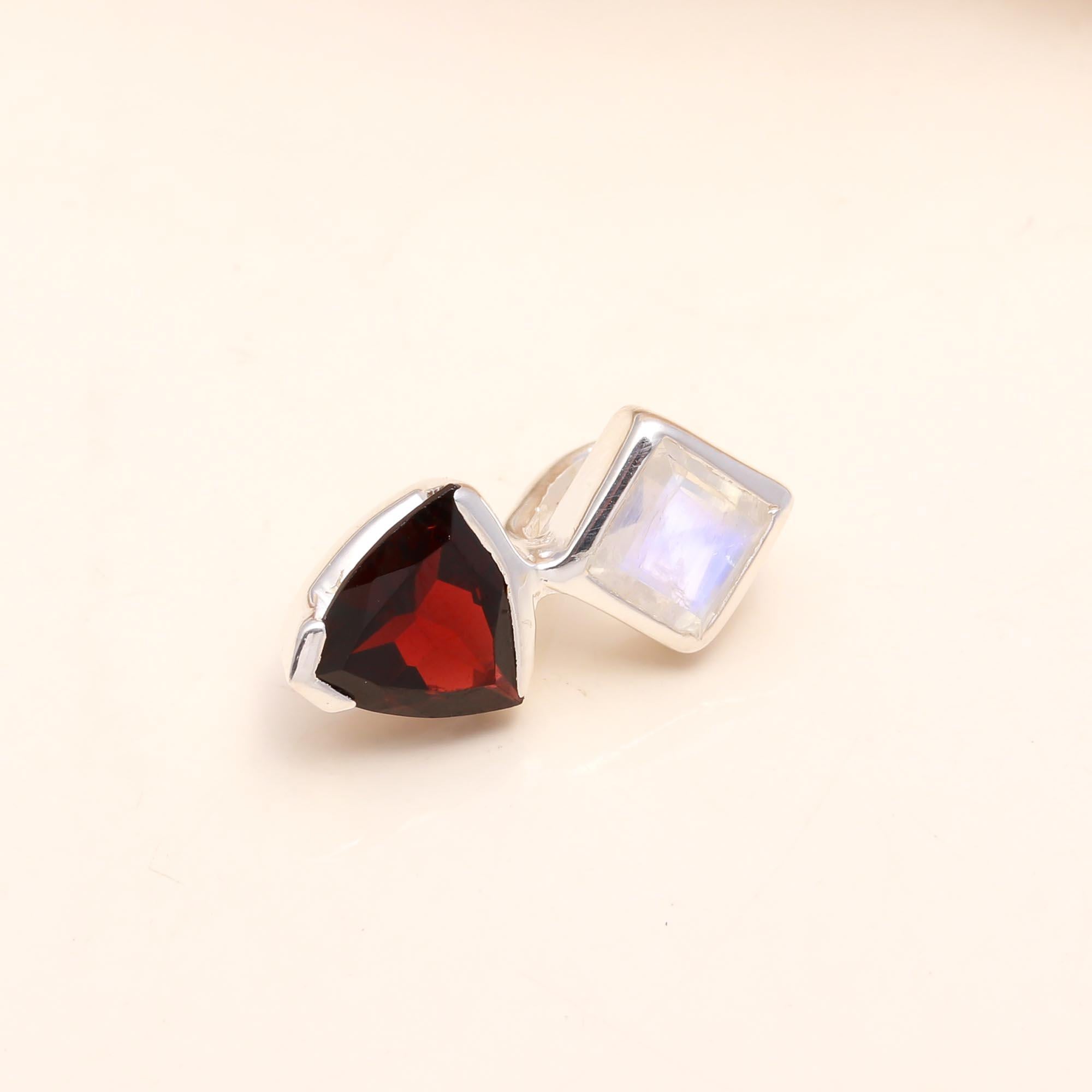 The Garnet & Quartz: Silver Geometric Articulated Charm