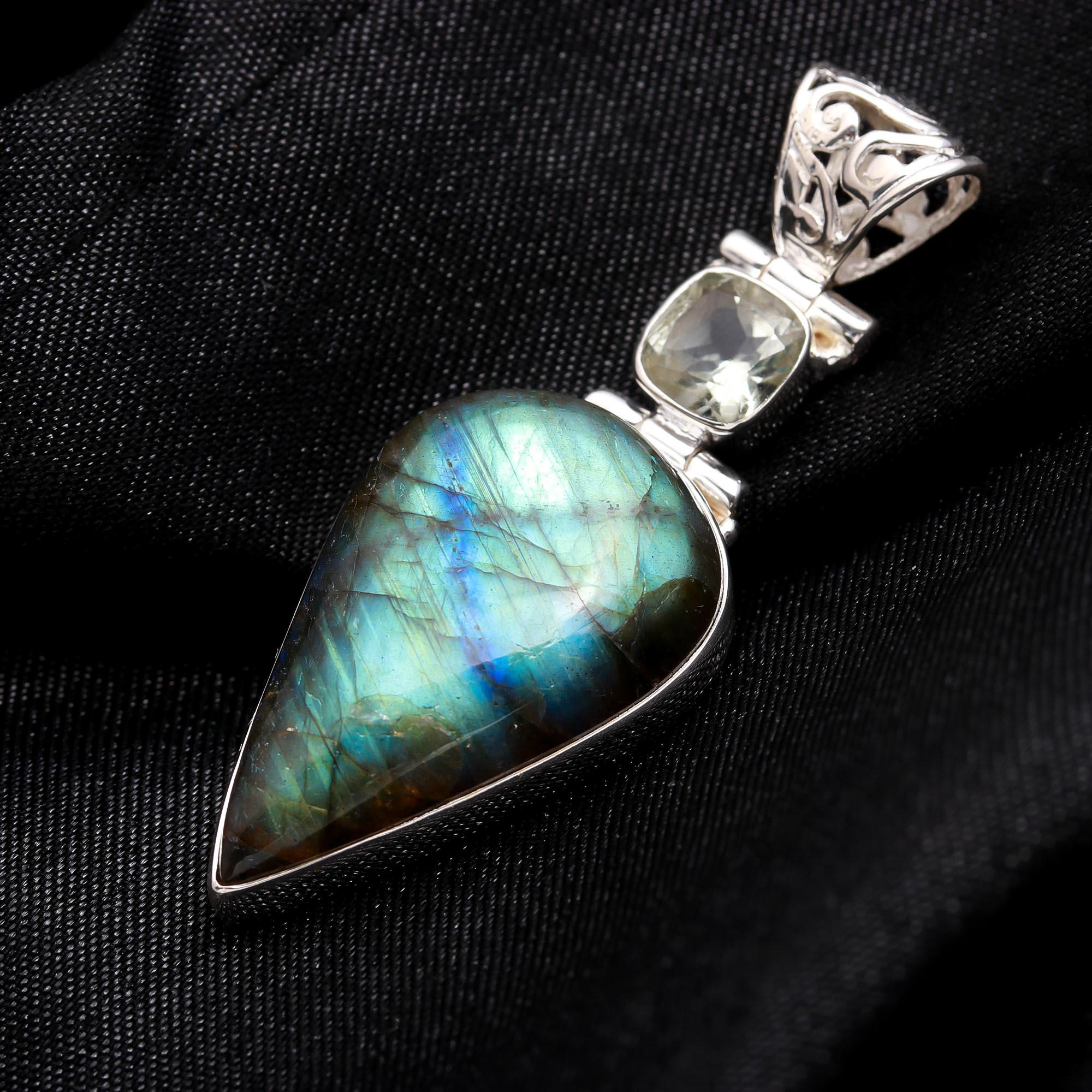 The Labradorite Spear: Silver Labradorite Pendant