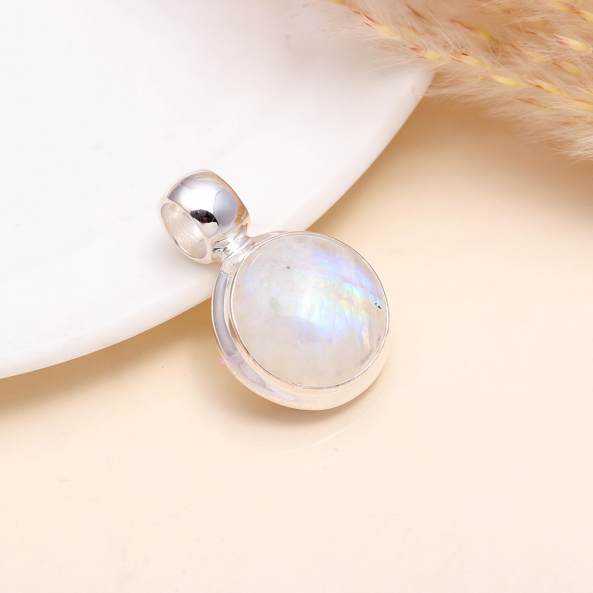 925 Sterling Silver Rainbow Moonstone Pendant