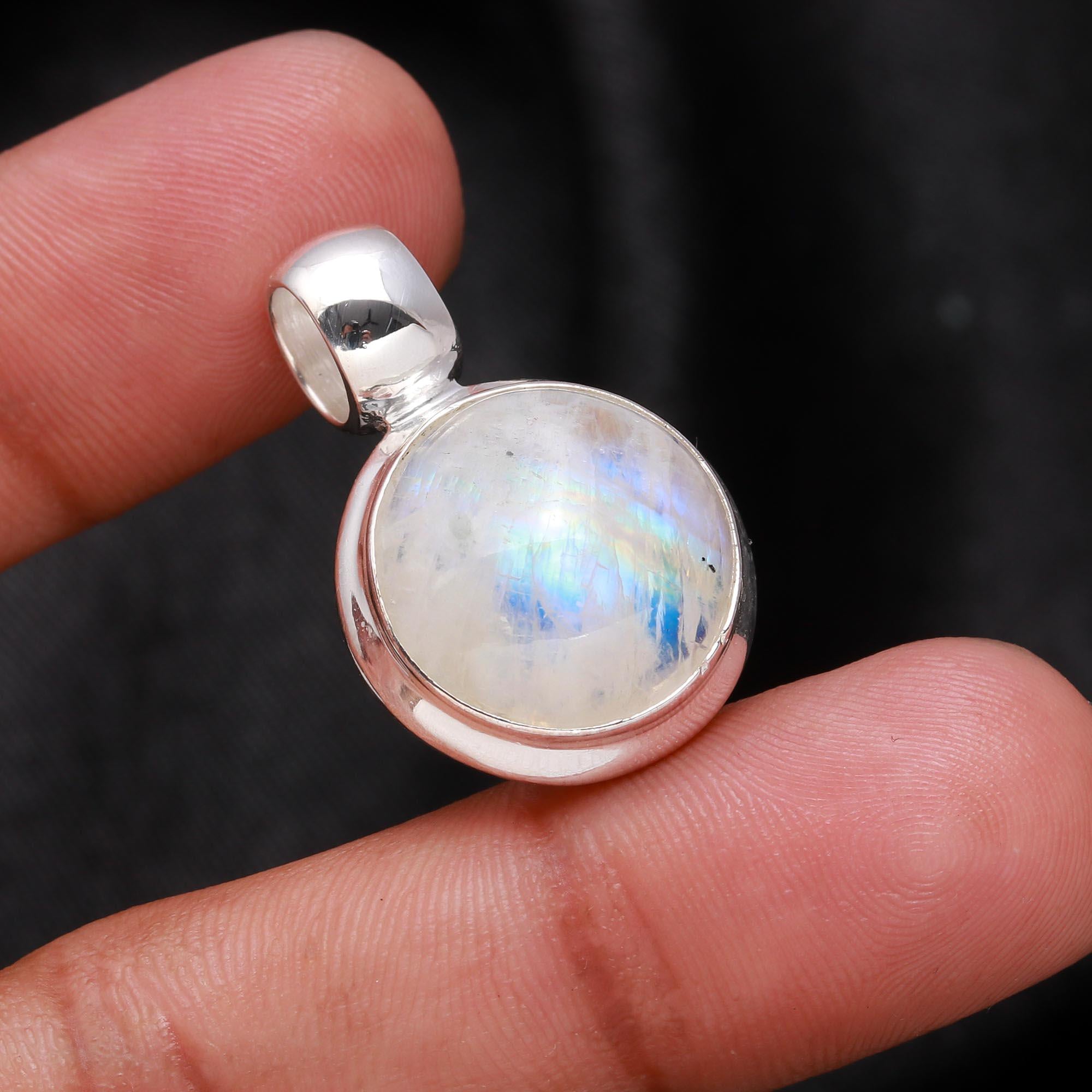 925 Sterling Silver Rainbow Moonstone Pendant