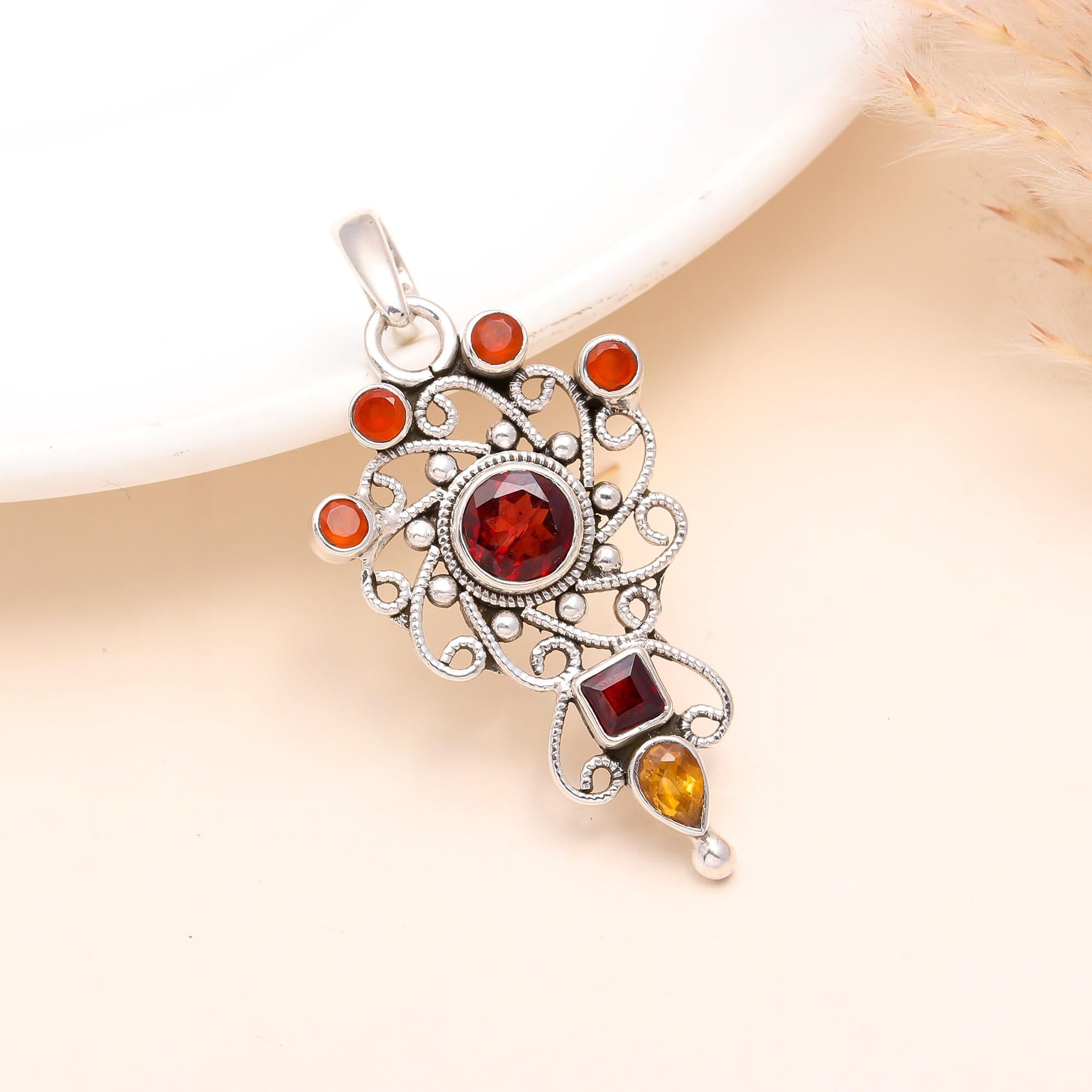 925 Sterling Silver Vintage Garnet & Citrine Filigree Pendant