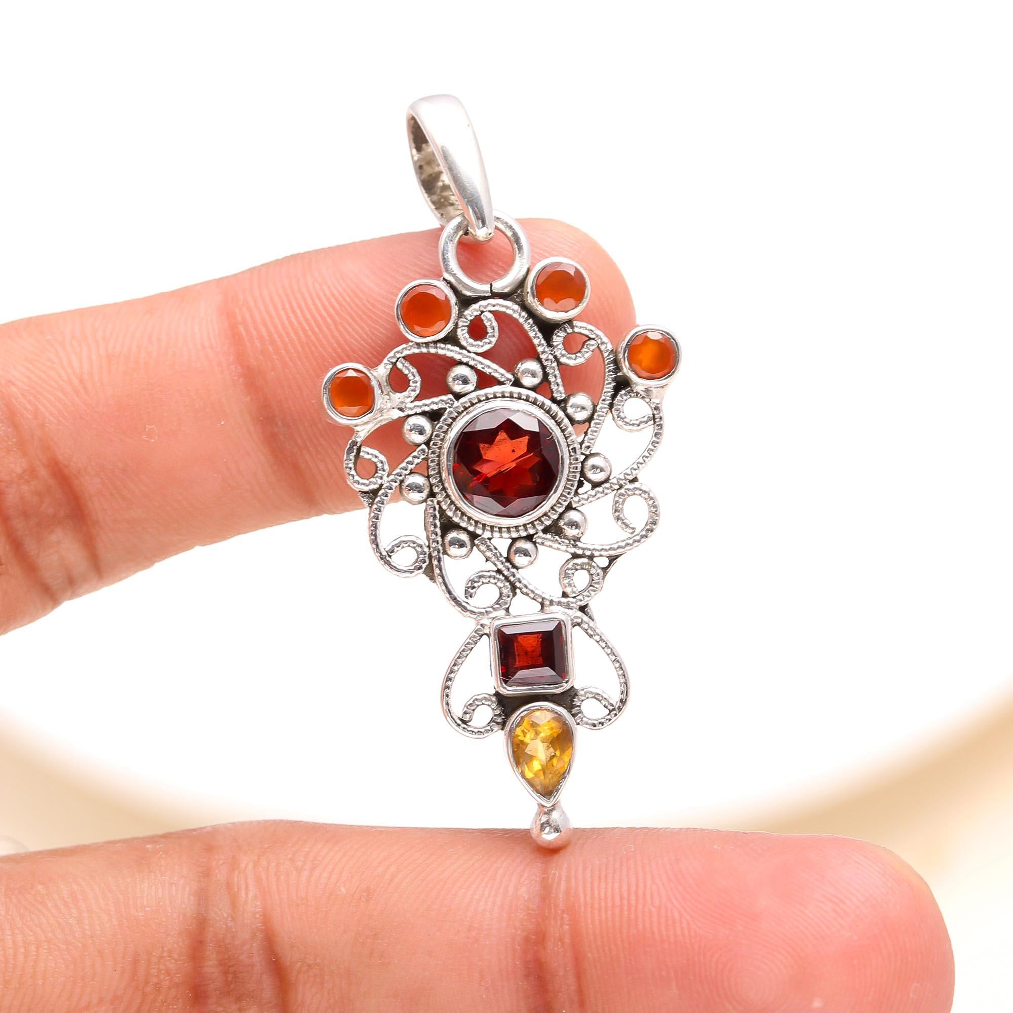 925 Sterling Silver Vintage Garnet & Citrine Filigree Pendant