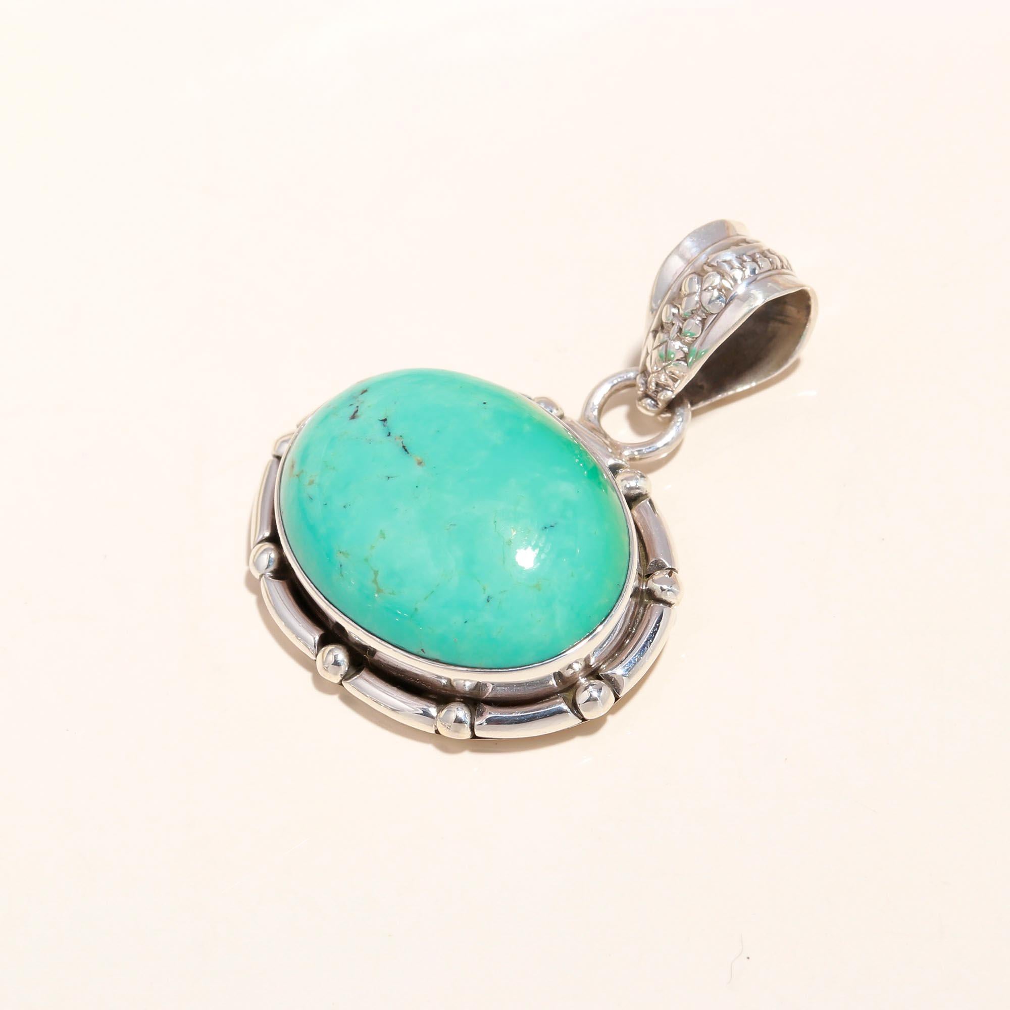 925 Sterling Silver Vintage-Style Boho Turquoise Oval Pendant