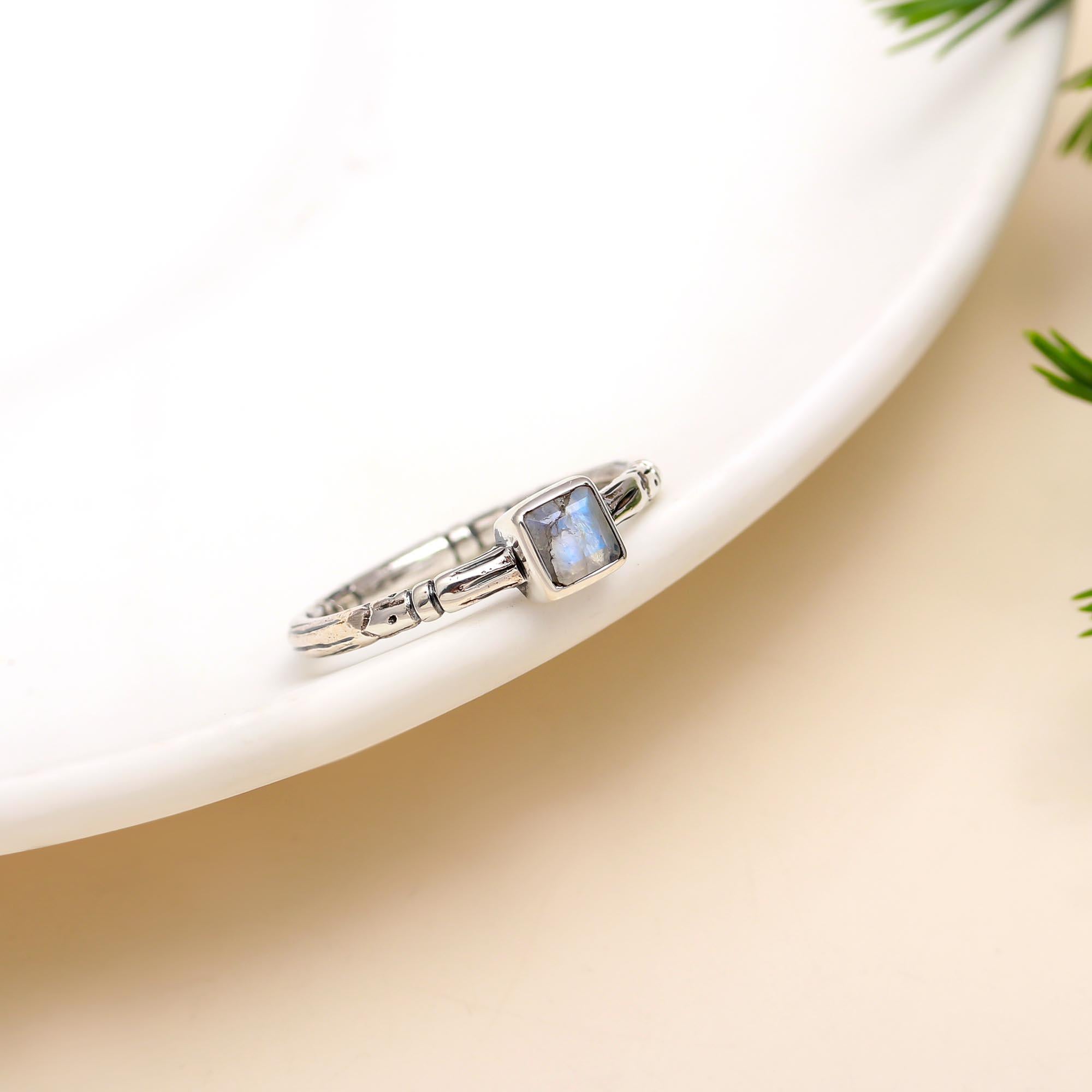 The Mystic Bamboo: Square Labradorite & Textured Silver Ring