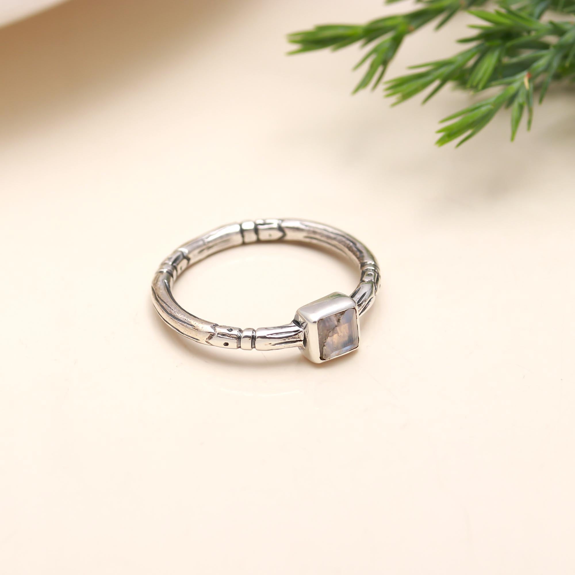 The Mystic Bamboo: Square Labradorite & Textured Silver Ring