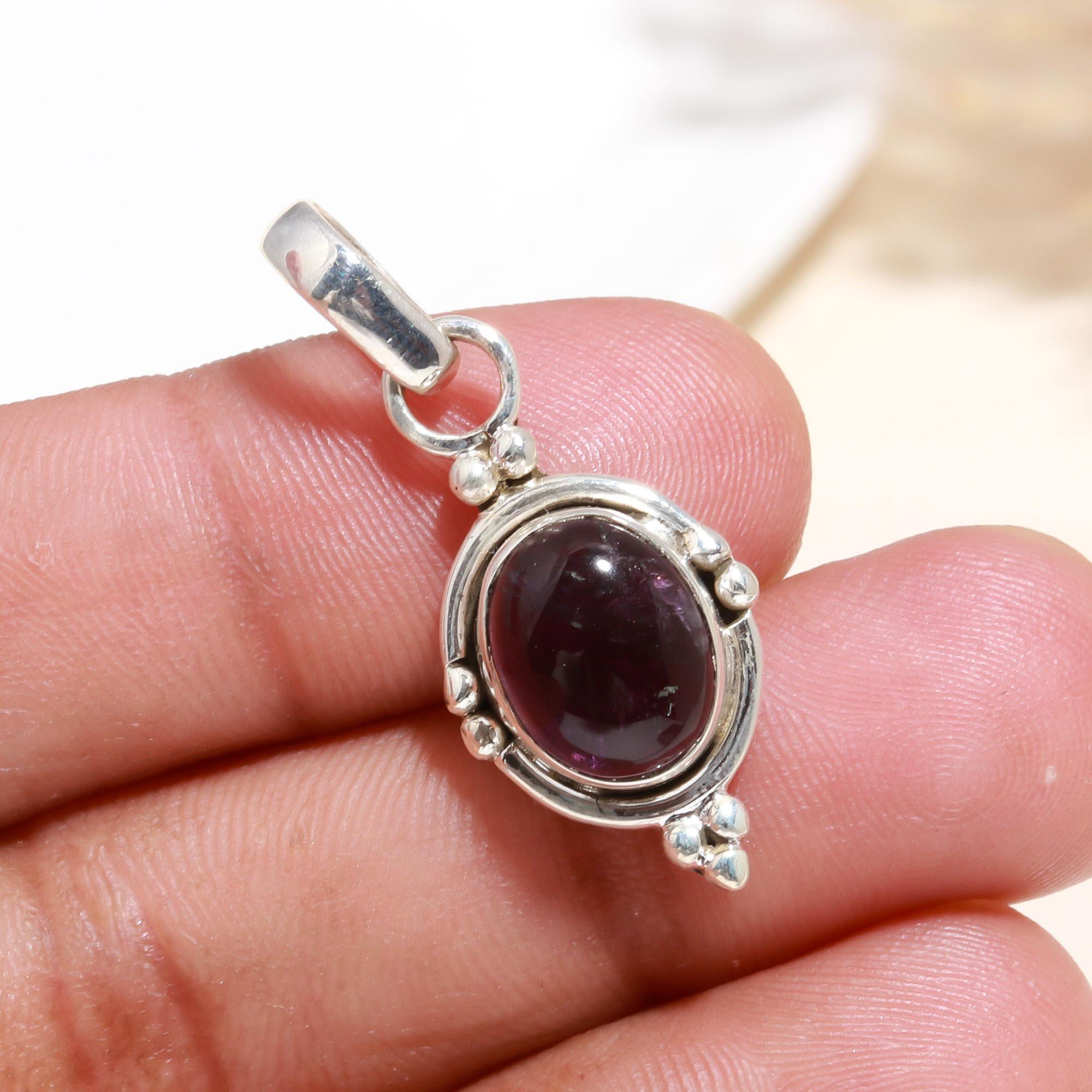 925 Sterling Silver Oval Amethyst Pendant