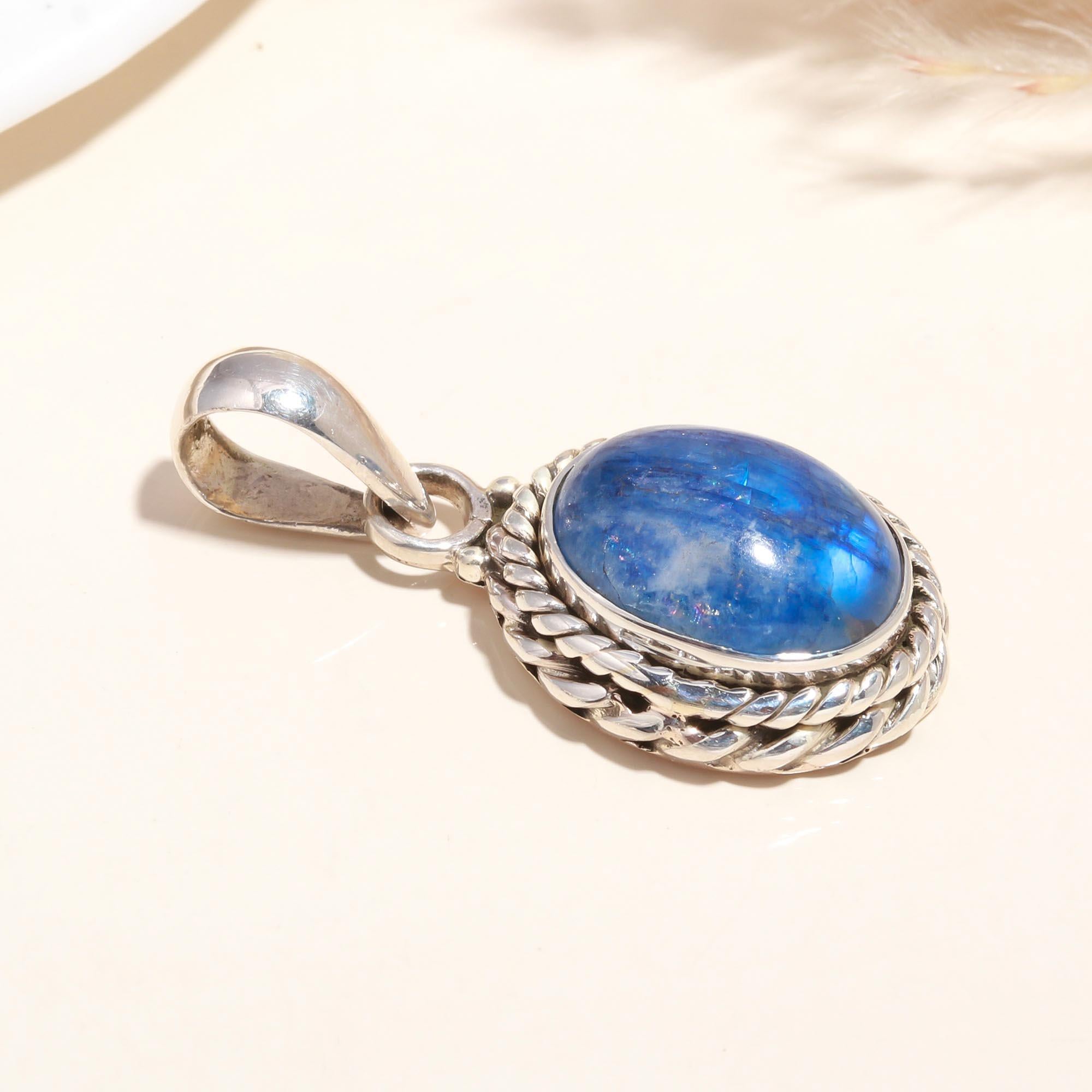 925 Sterling Silver Blue Kyanite Pendant