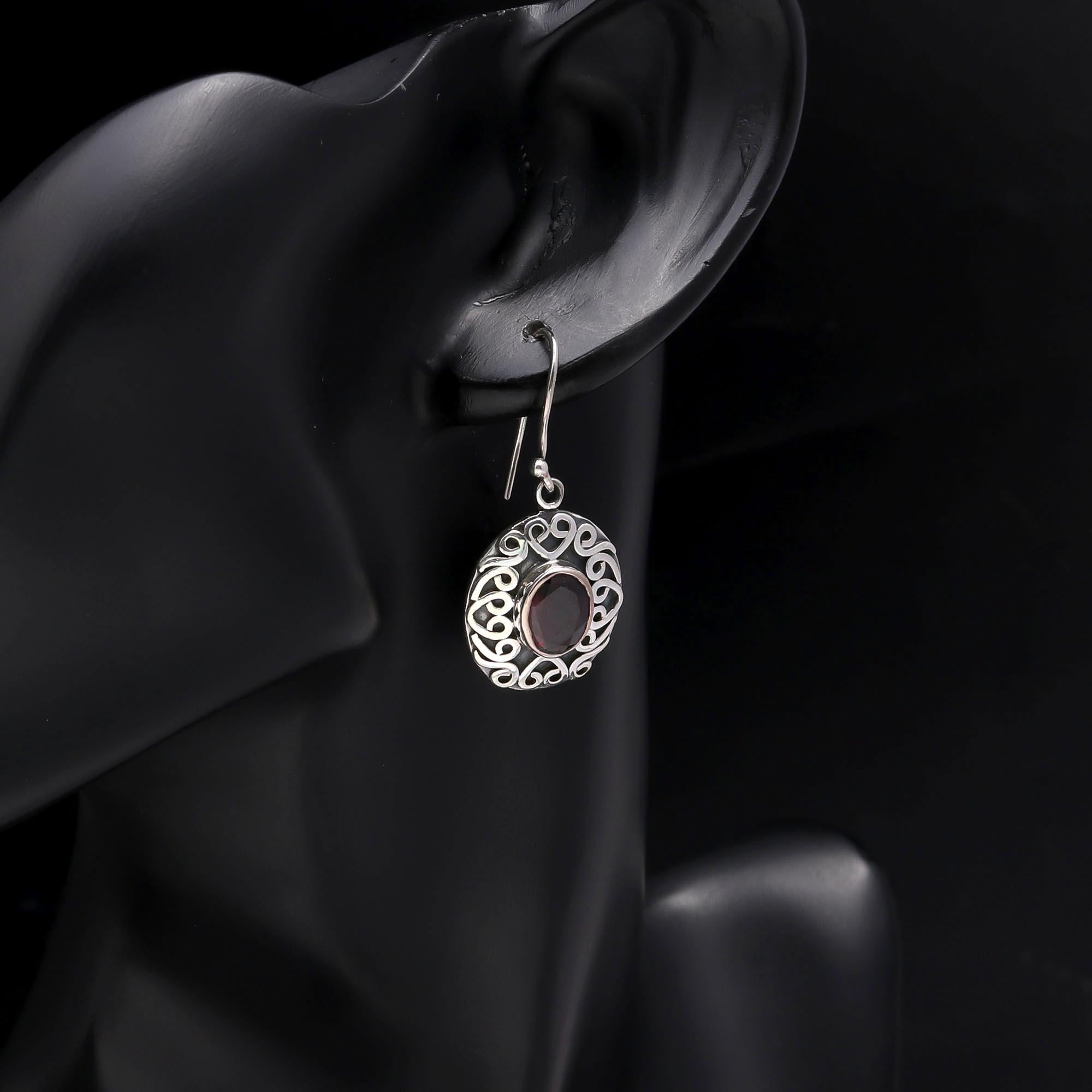 925 Sterling Silver Vintage Garnet Filigree Dangle Earrings