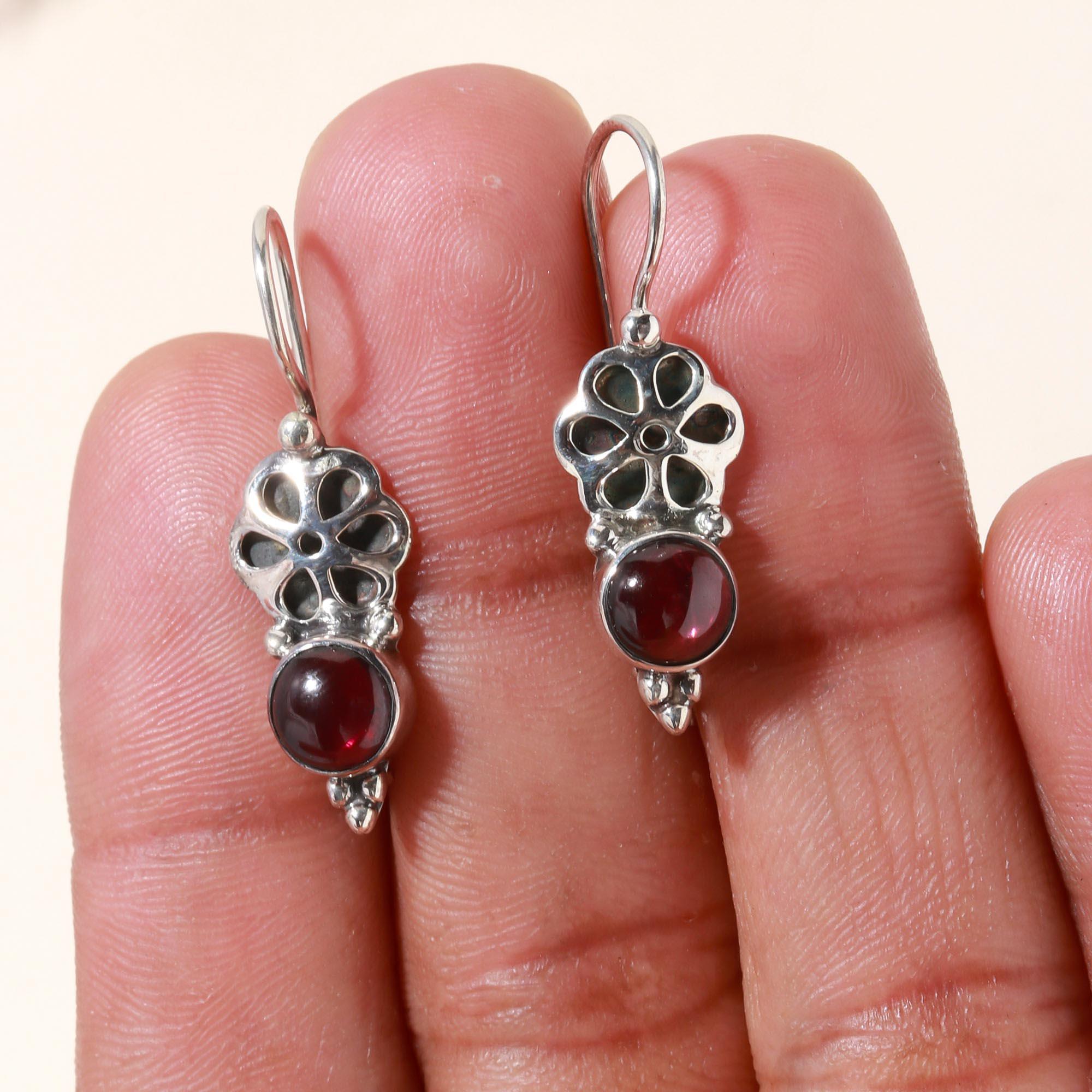 925 Sterling Silver Garnet Vintage Floral Filigree Dangle Earrings