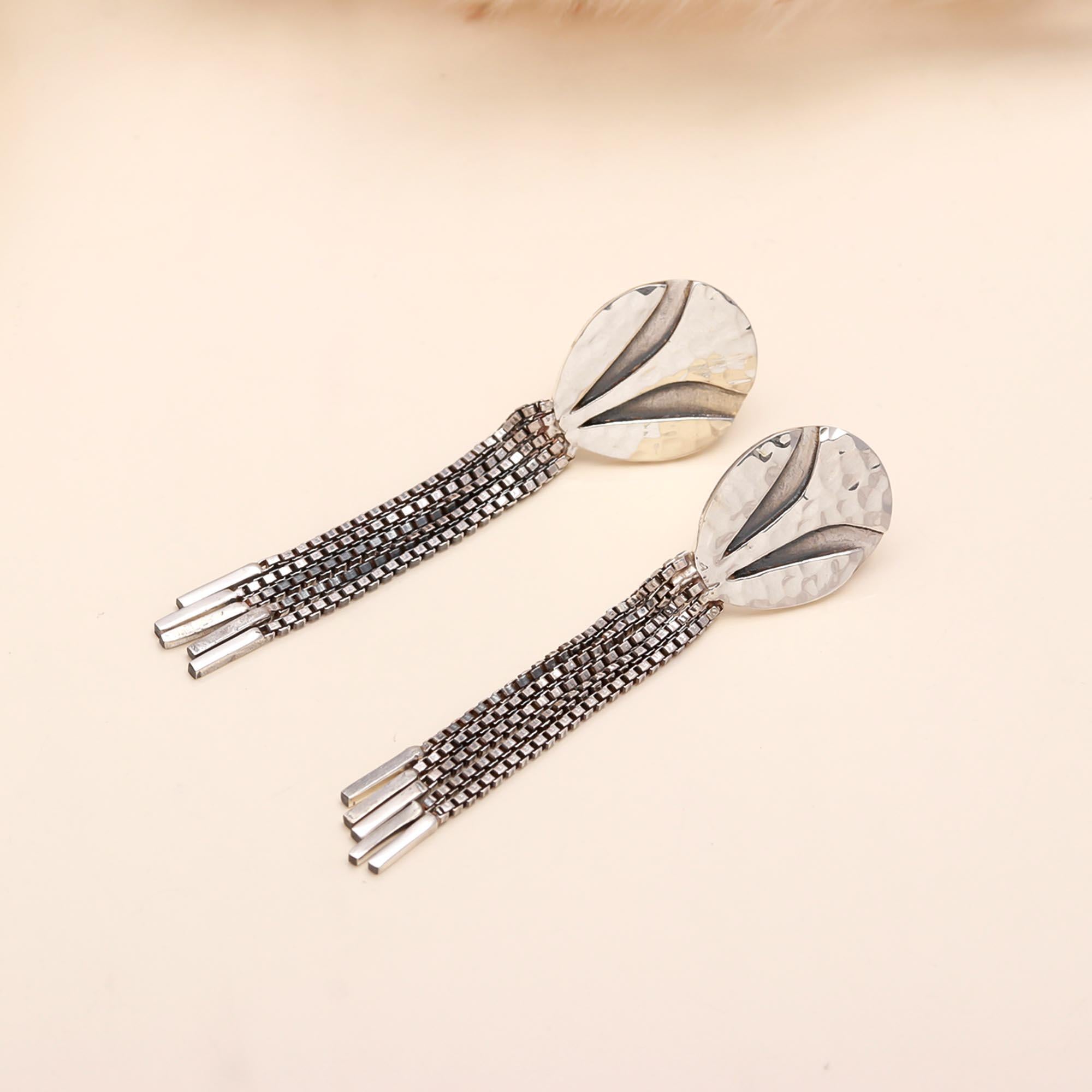 925 Sterling Silver Hammered Oval Stud Earrings with Chain Fringe