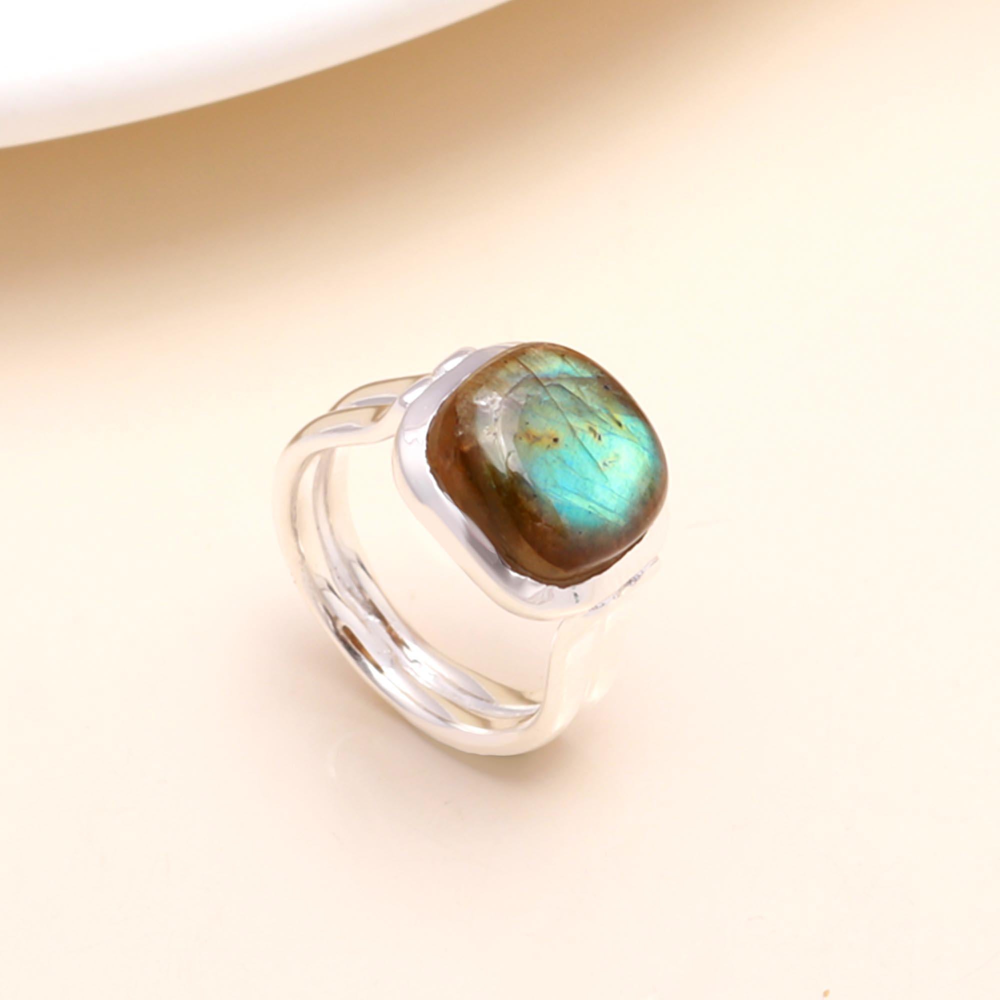 925 Sterling Silver Labradorite Ring