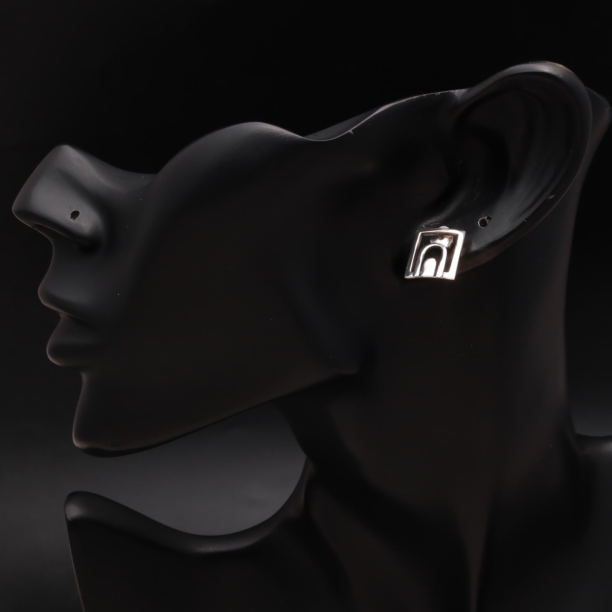 925 Silver Arch Frame Stud Earrings