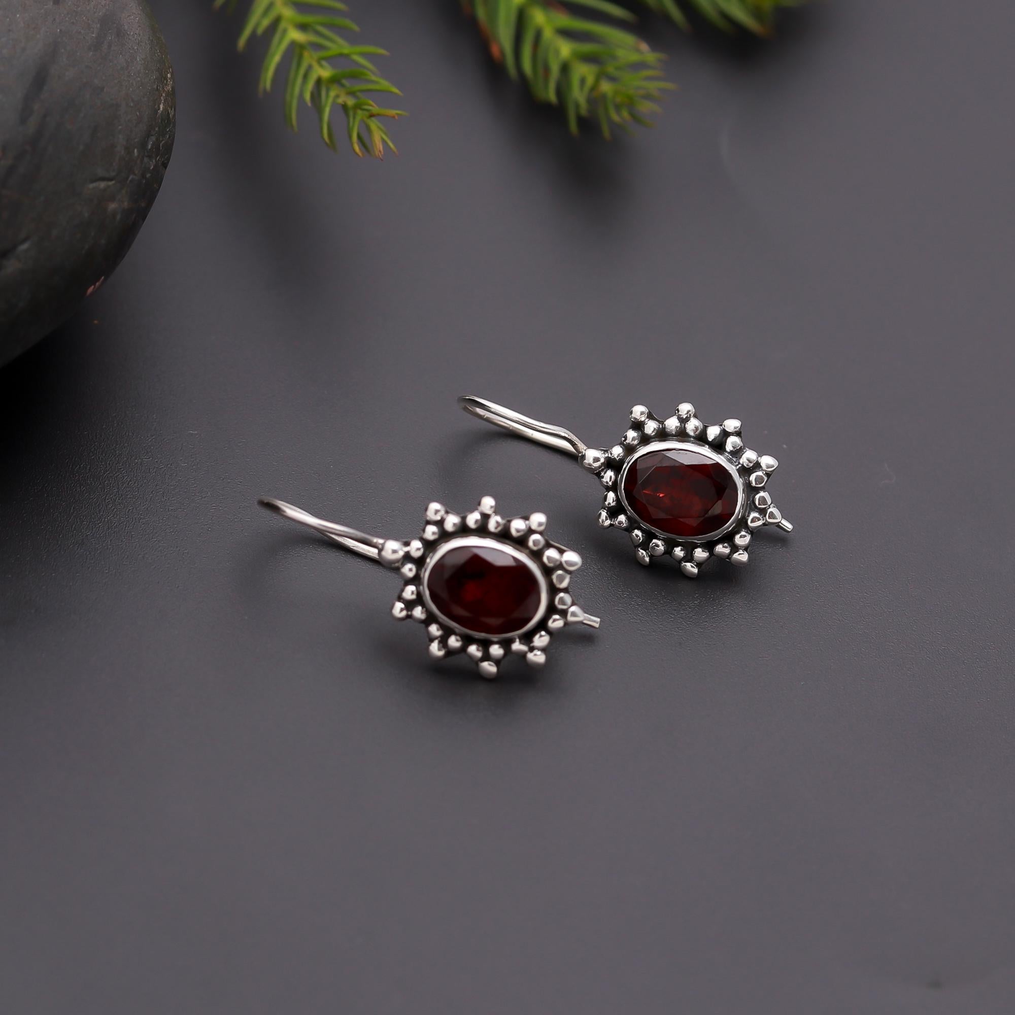 925 Silver Oval Garnet Dangle Earrings