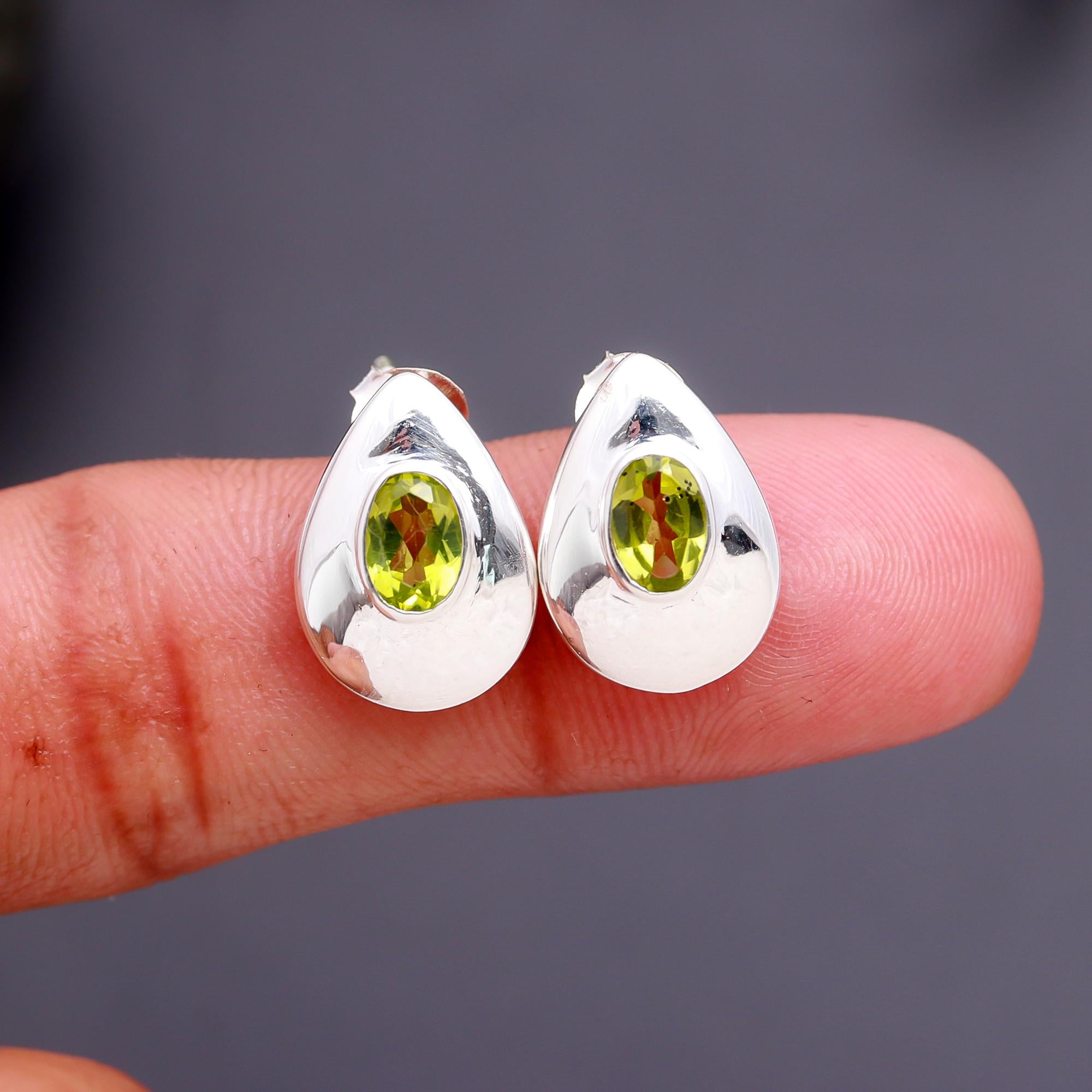 925 Silver Peridot Stud Earrings