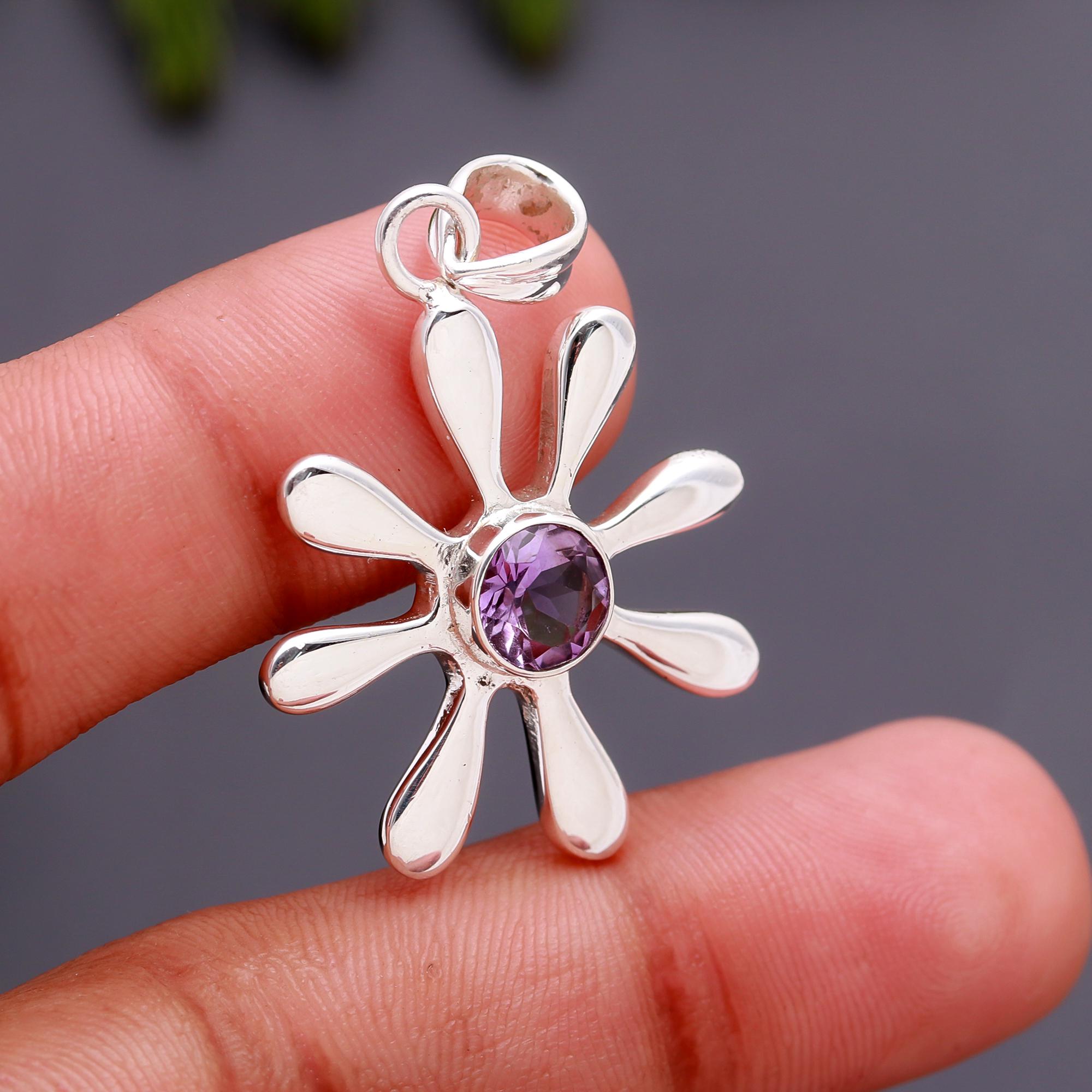 925 Silver Amethyst Flower Pendant