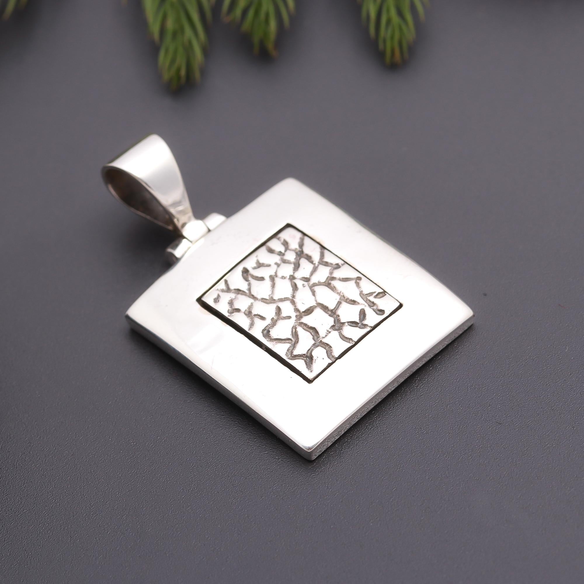 925 Silver Texture Pendant