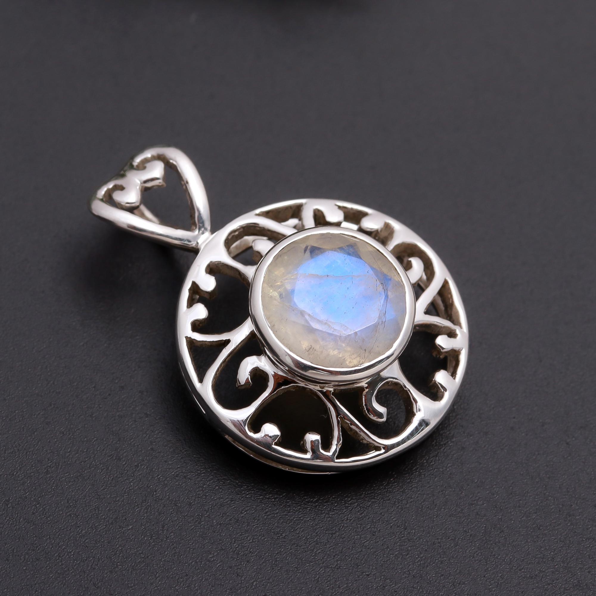 925 Silver Filigree Moonstone Pendant