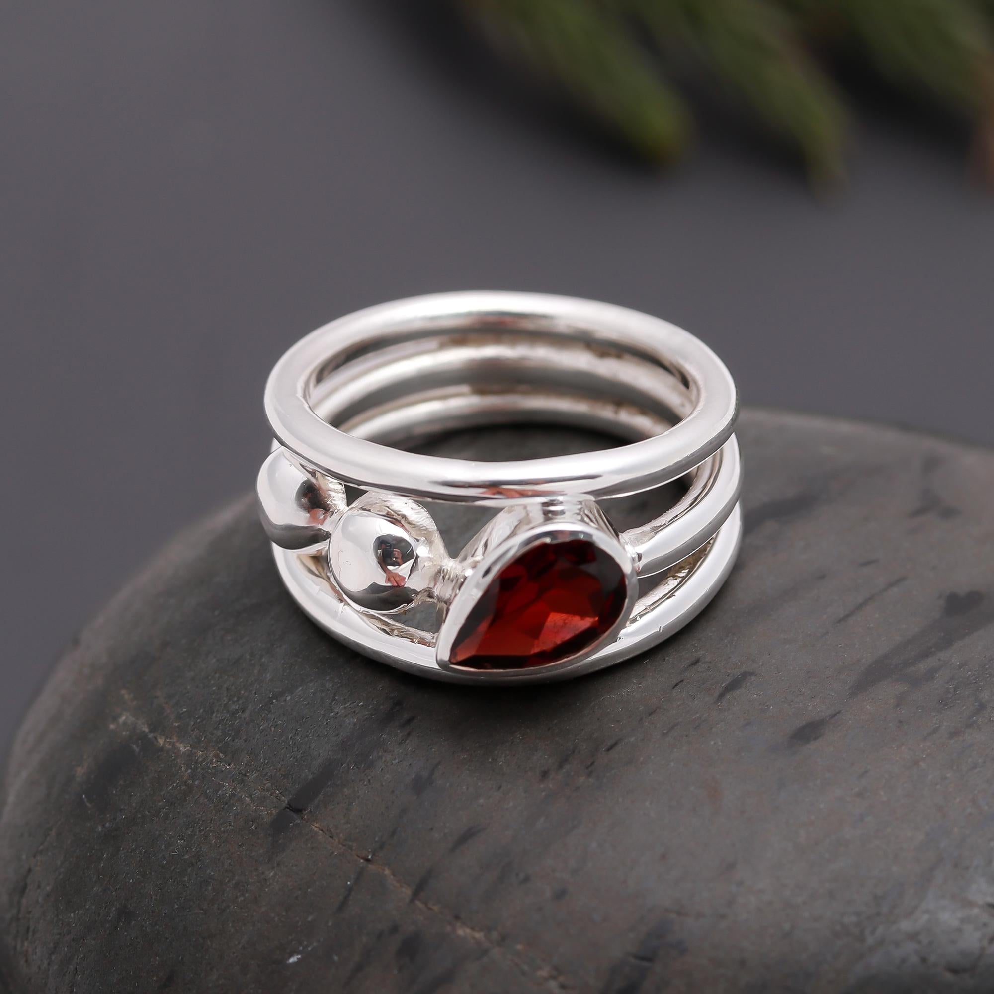925 Silver Garnet Designer Band Ring