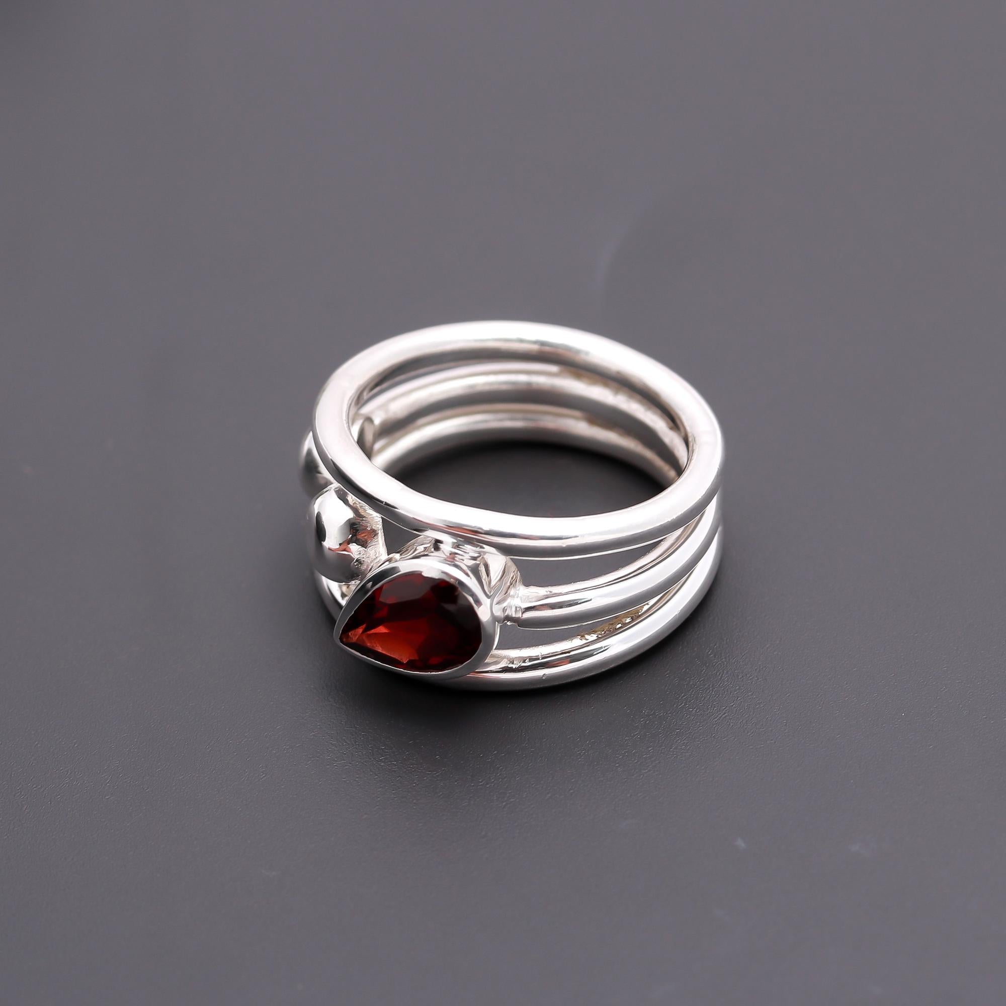 925 Silver Garnet Designer Band Ring
