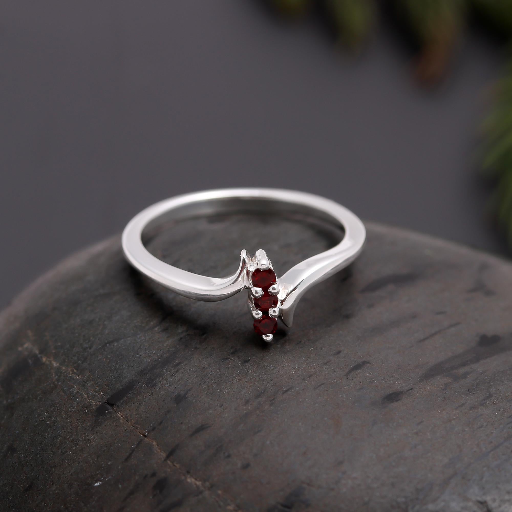 925 Silver Twisted Band Trio Garnet Ring