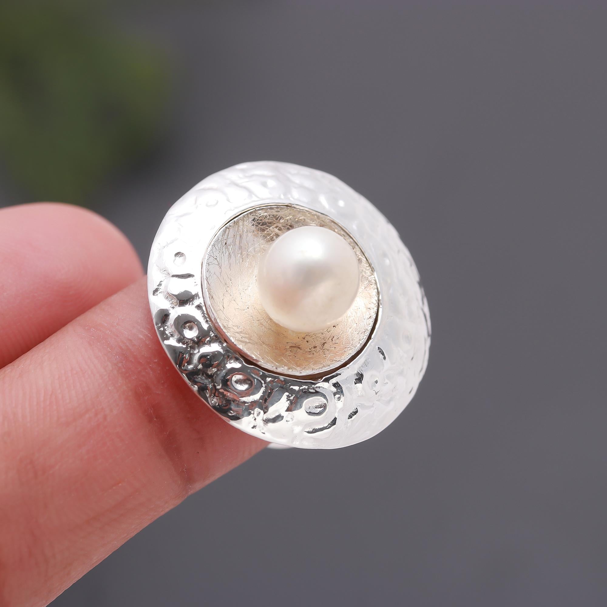 925 Silver Hammered Dome Pearl Ring