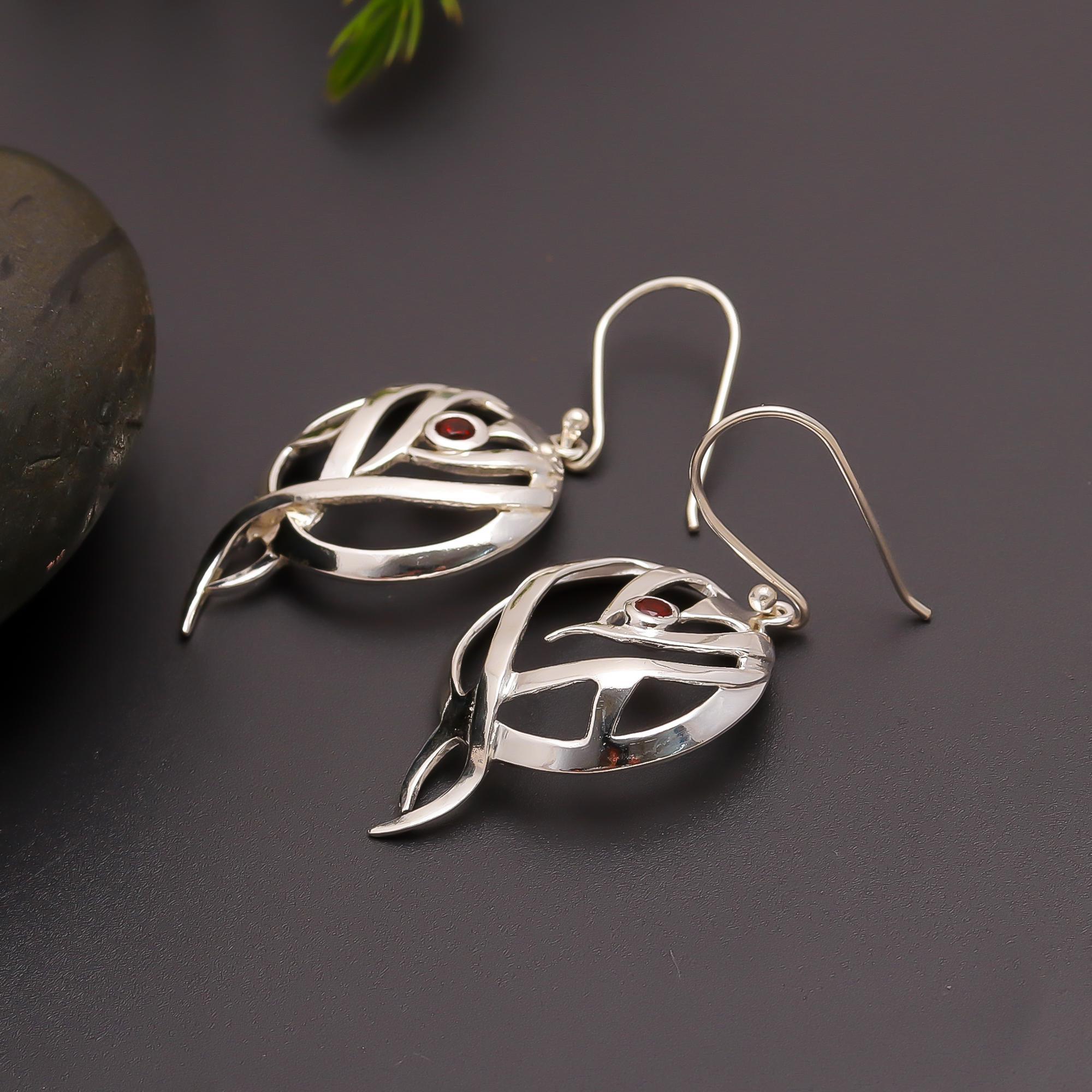 925 Silver Modern Leaf Vine Earrings with Garnet Accent