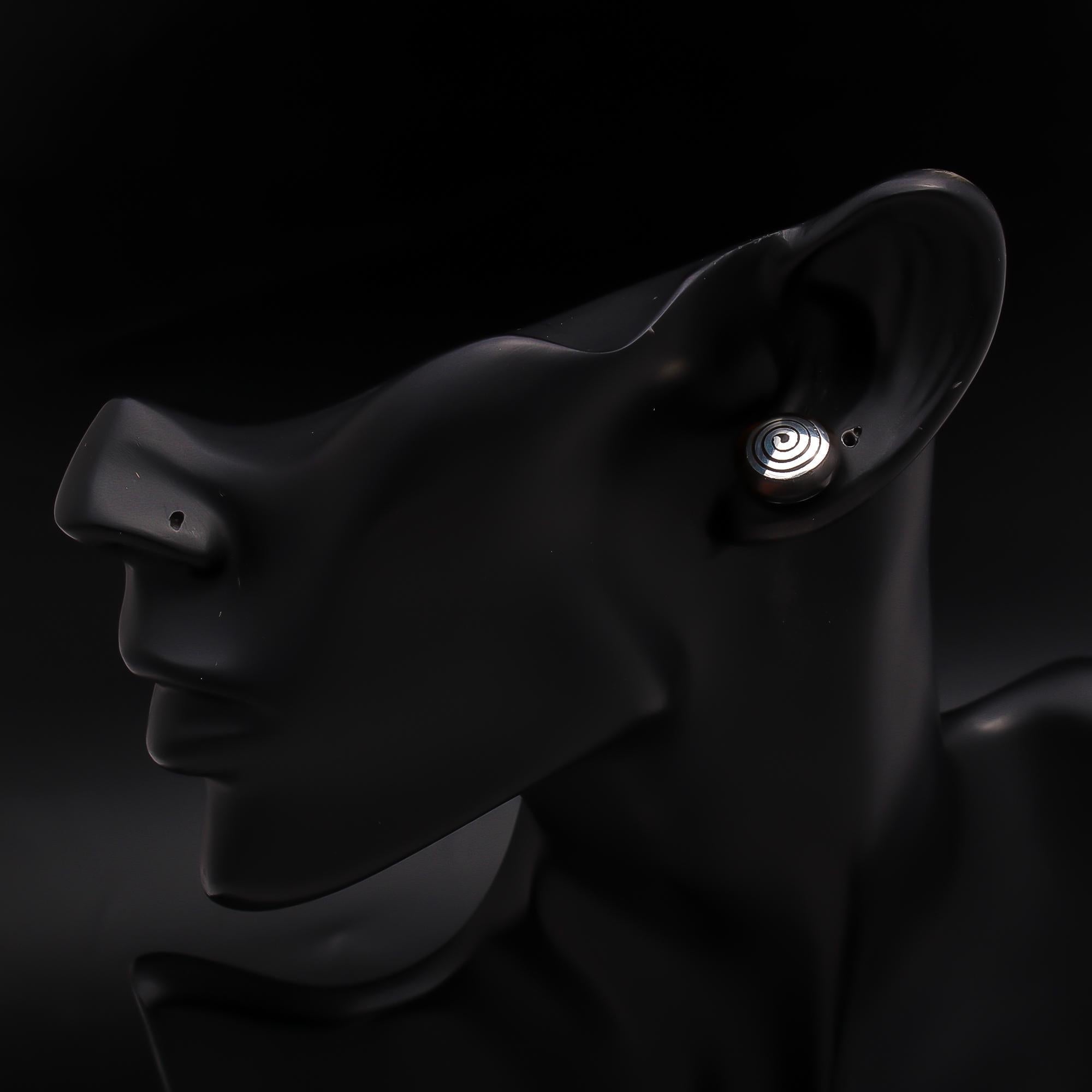 925 Silver Spiral Shell Inlay Round Stud Earrings