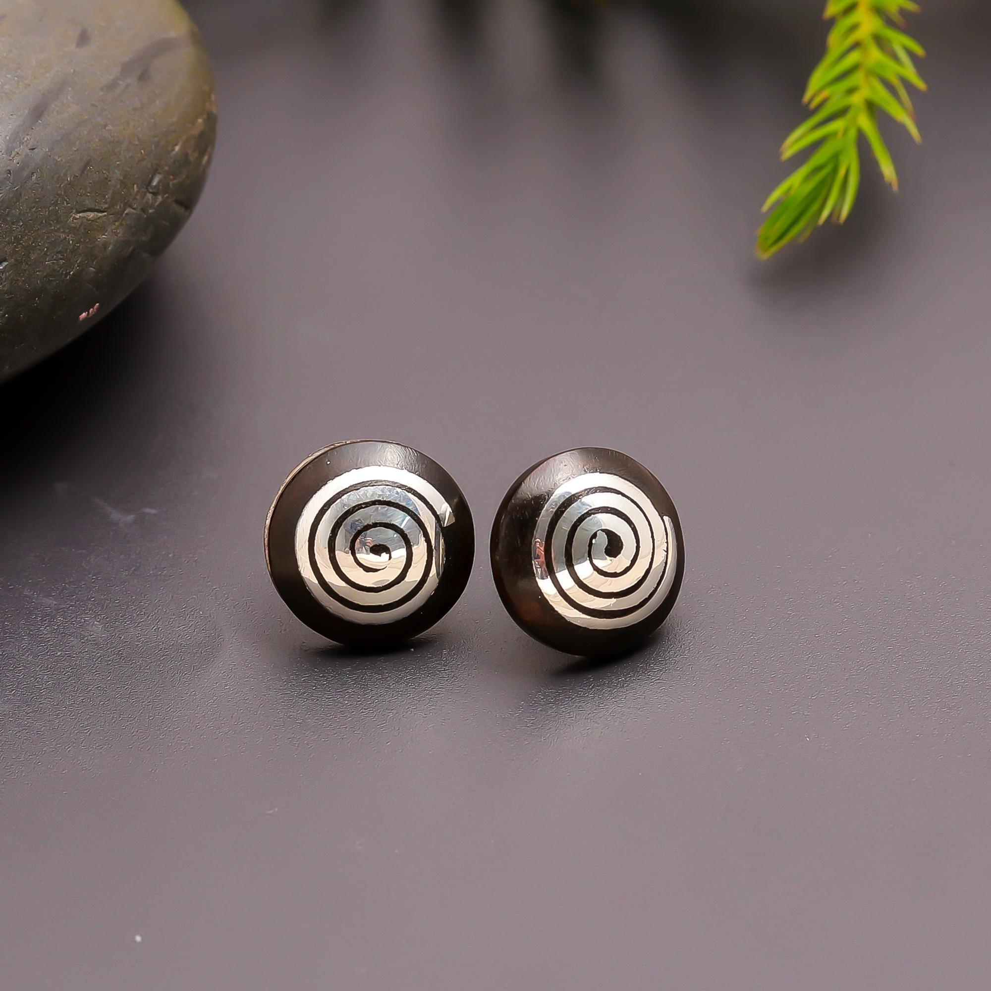 925 Silver Spiral Shell Inlay Round Stud Earrings