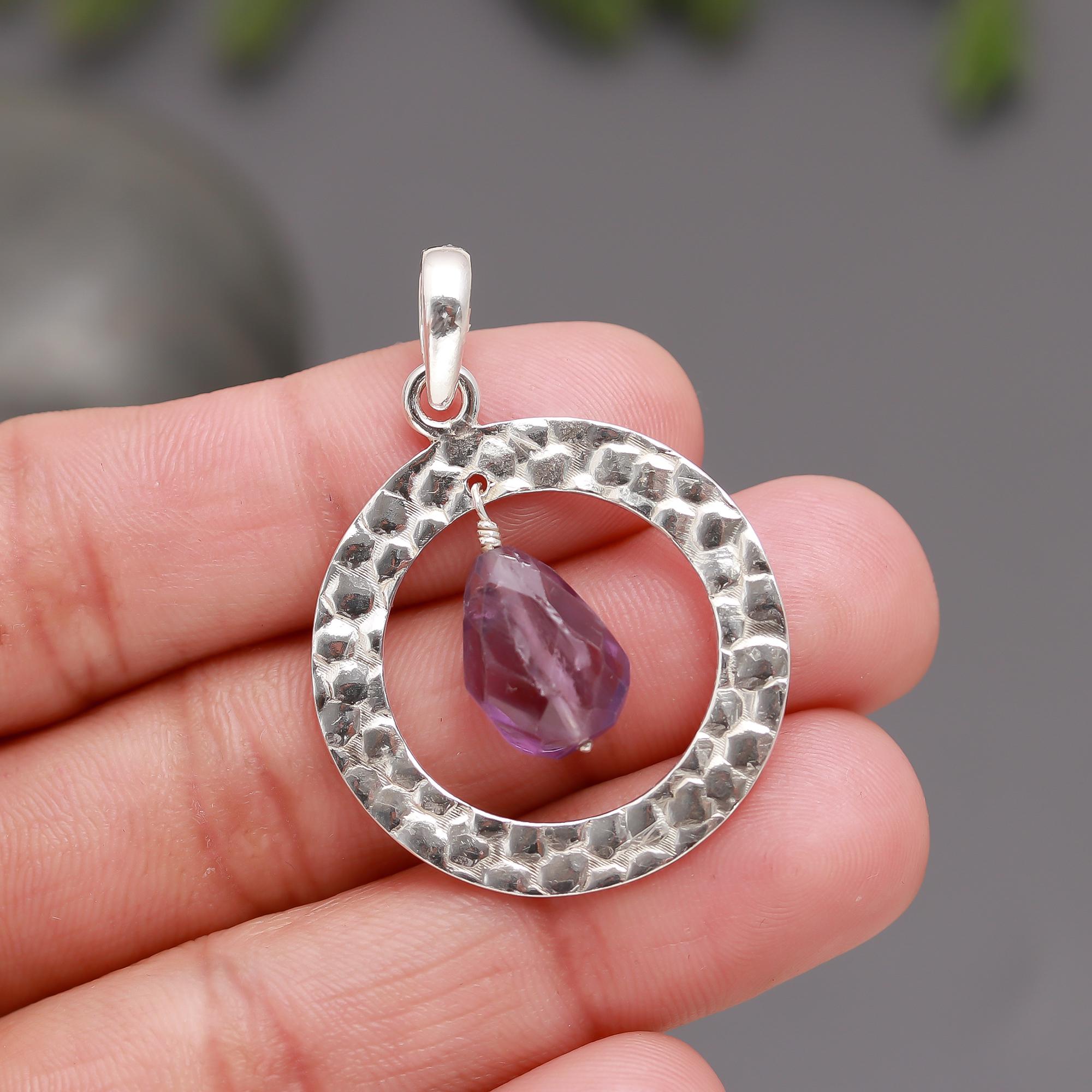 925 Silver Hammered Circle Raw Amethyst Drop Pendant