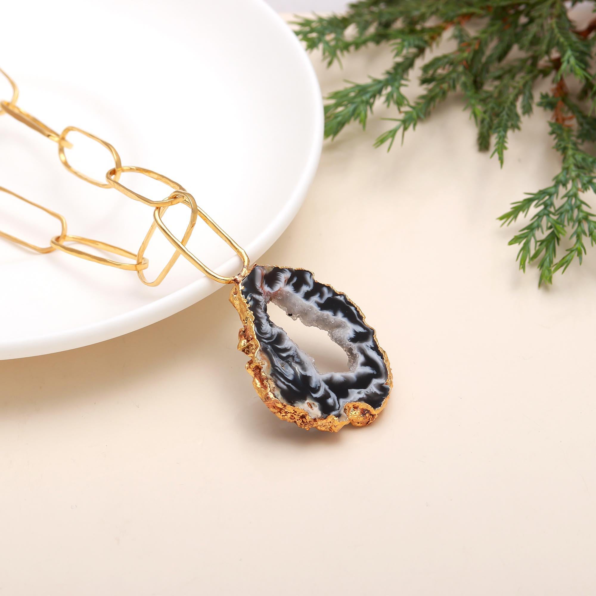 The Midnight Geode: Black Agate Slice & Gold Paperclip Chain Necklace
