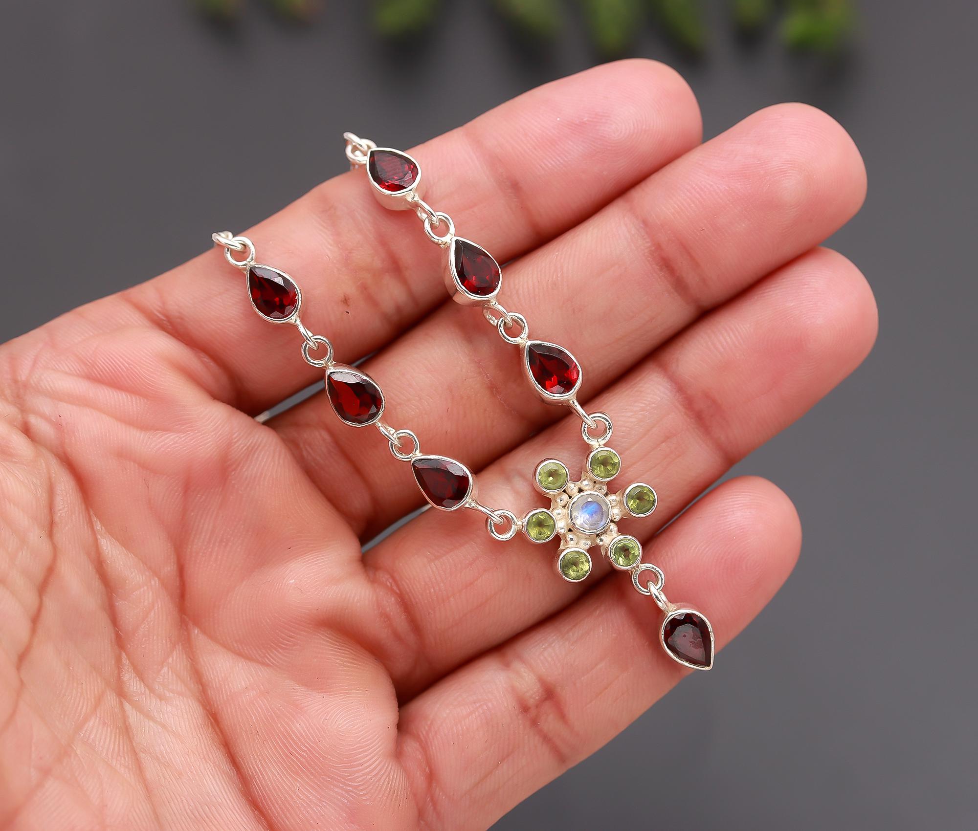 925 Silver Floral Pendant Necklace