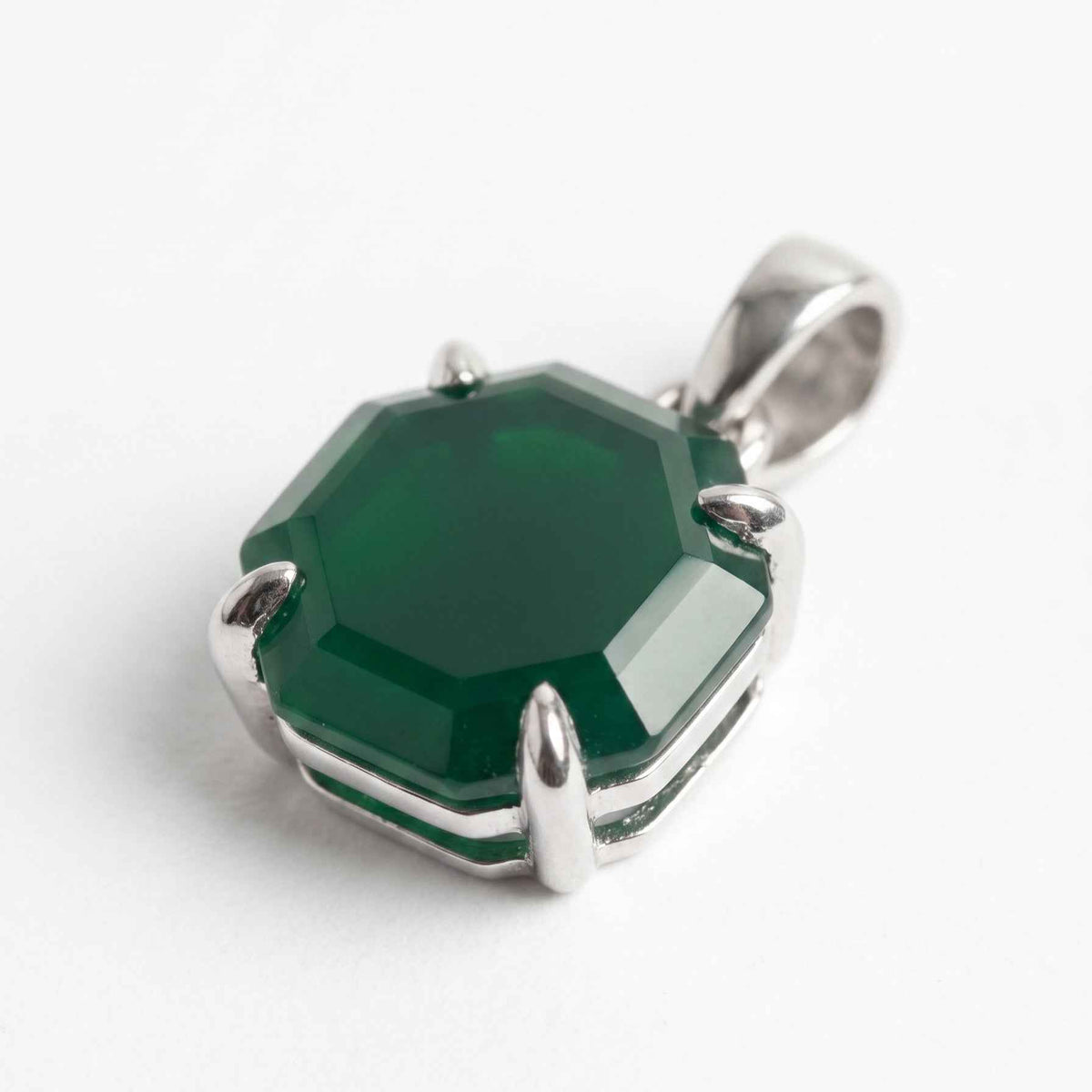 The Verdant Octagon: Green Onyx Solitaire Pendant