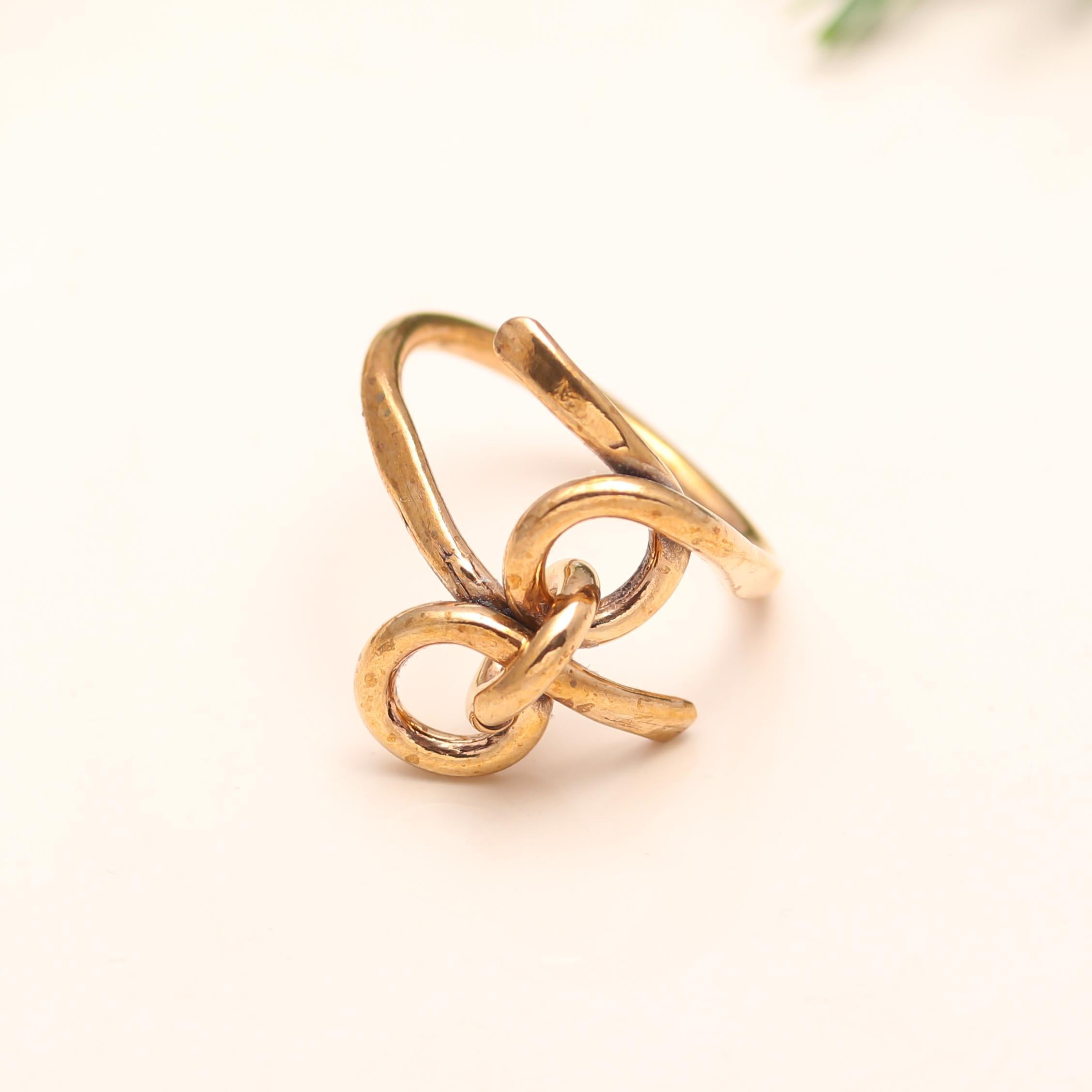 925 Silver Interlocking Loop Ring