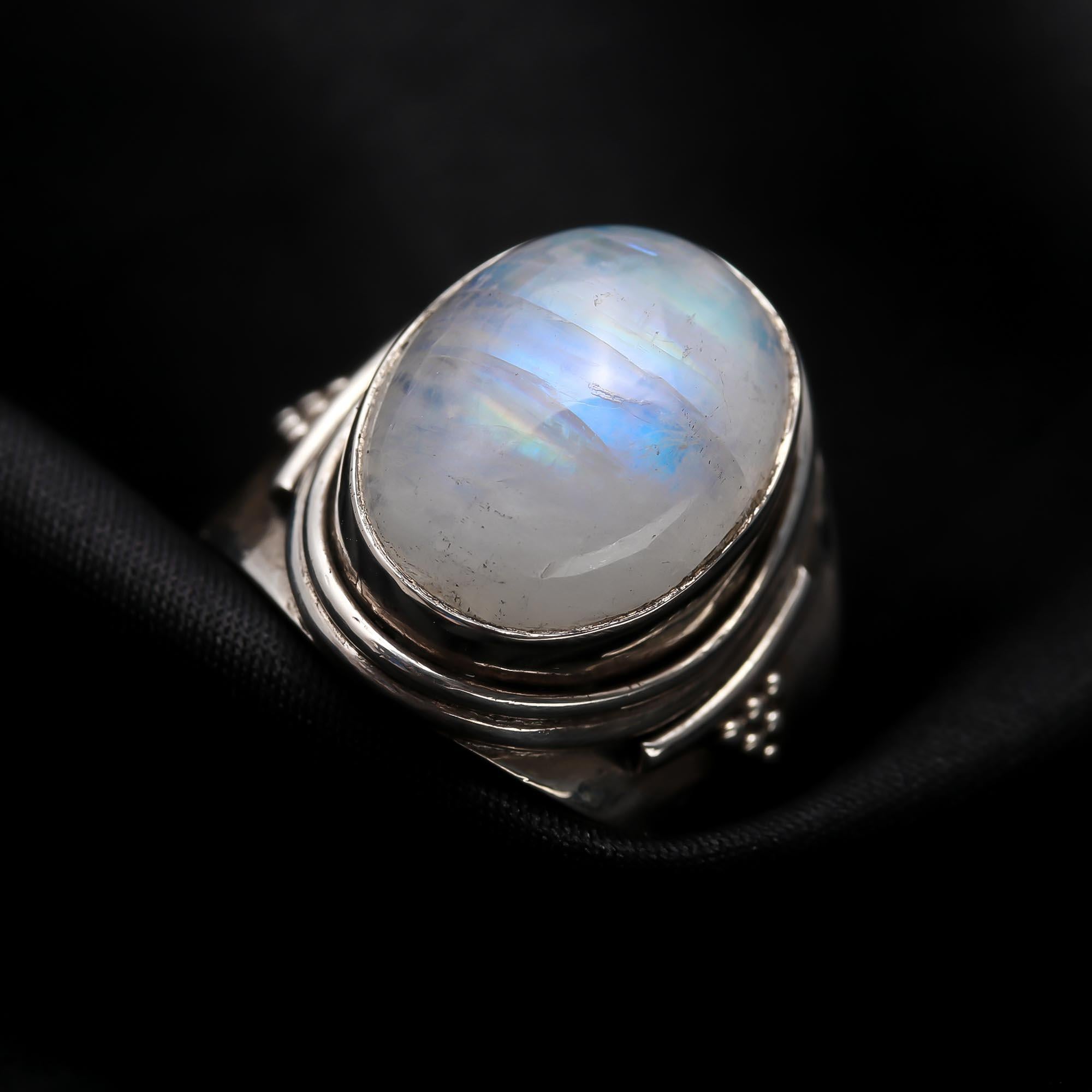 925 Silver Oval Moonstone Ring