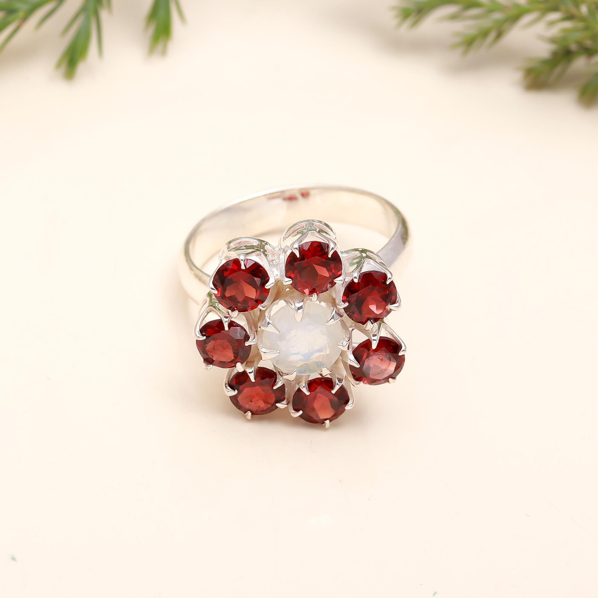 925 Silver Garnet and Moonstone Ring