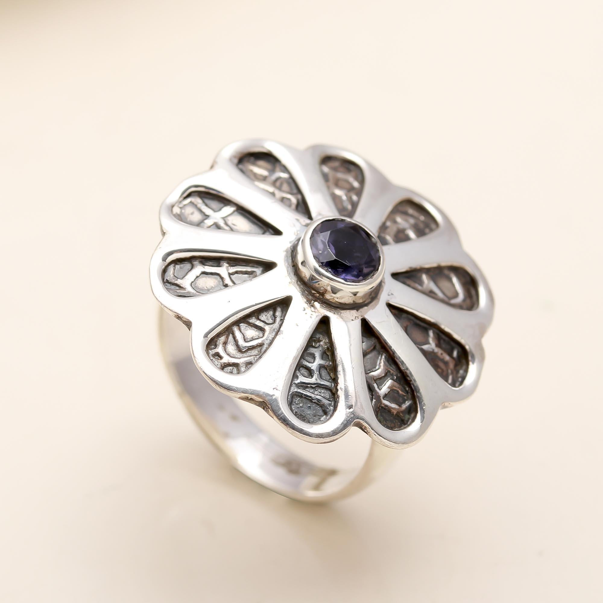 925 Silver Iolite Floral Ring