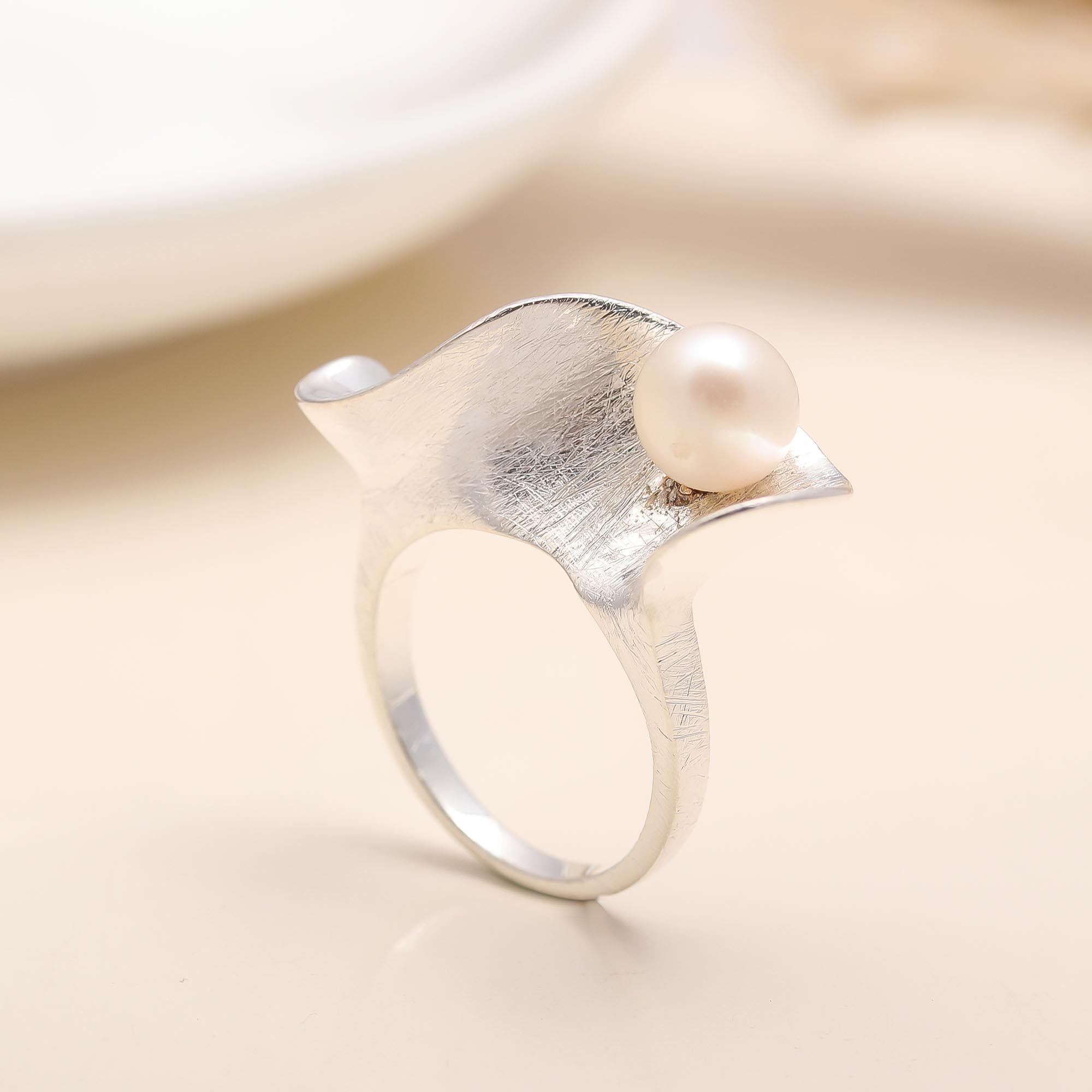 925 Silver Pearl Leaf Wrap Ring