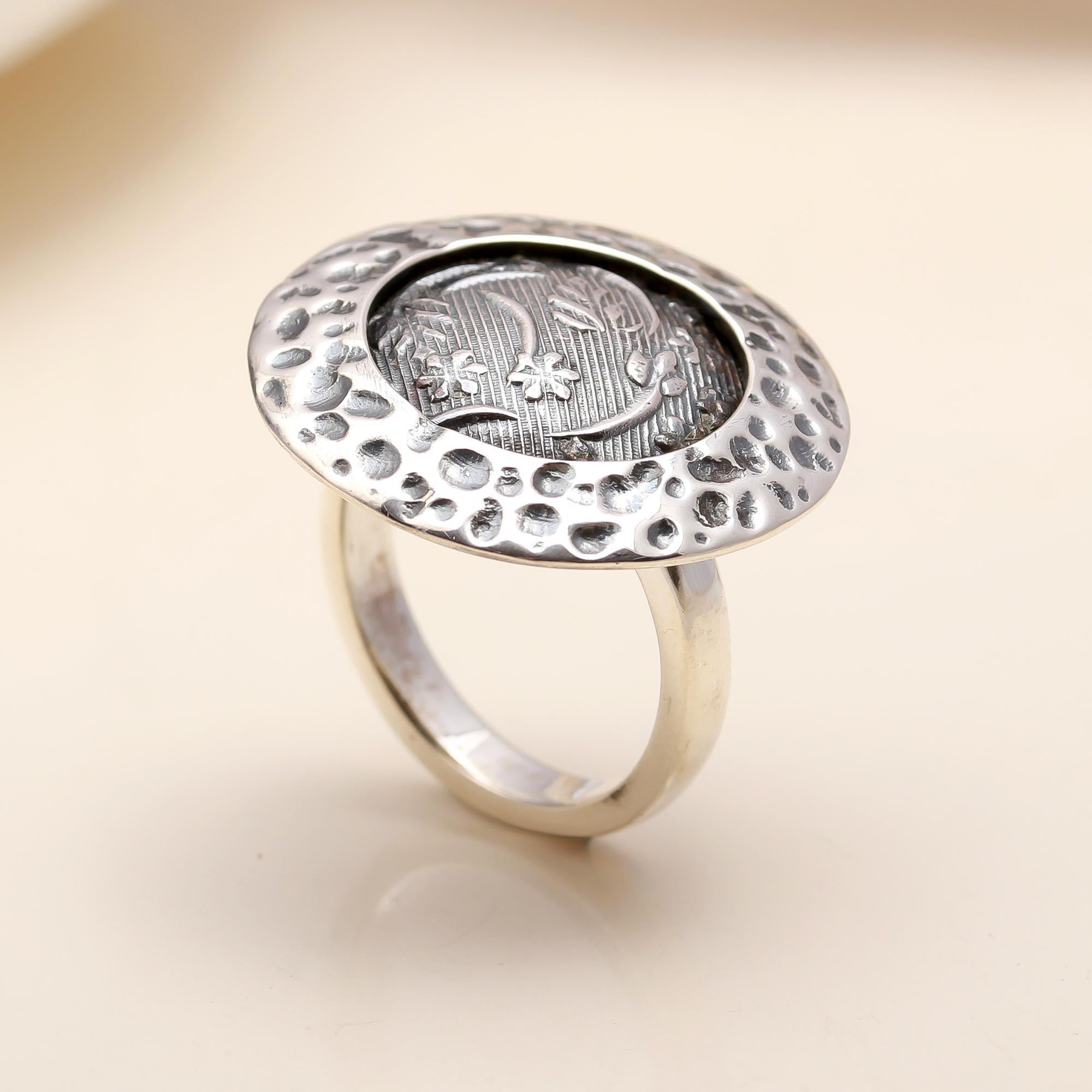 925 Silver Round Floral Etched Ring